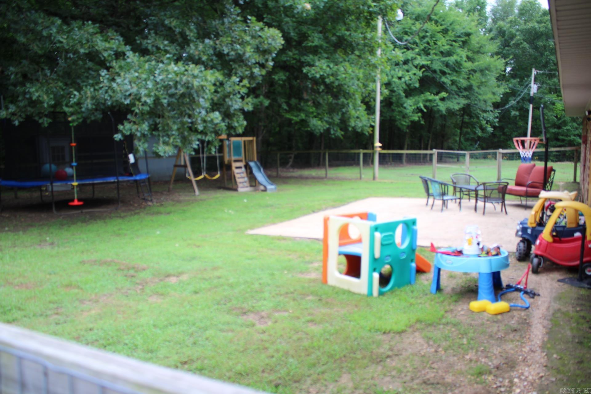 1924 Mt. Pleasant Dr.  Nashville, AR