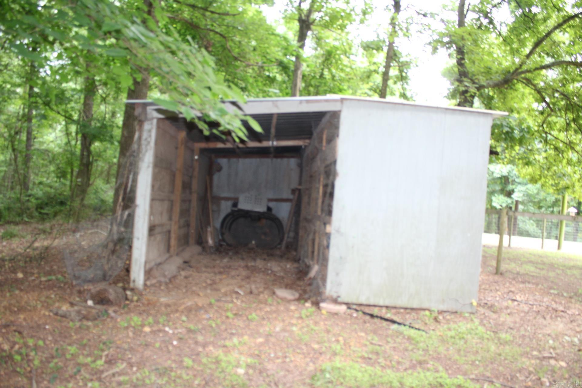1924 Mt. Pleasant Dr.  Nashville, AR