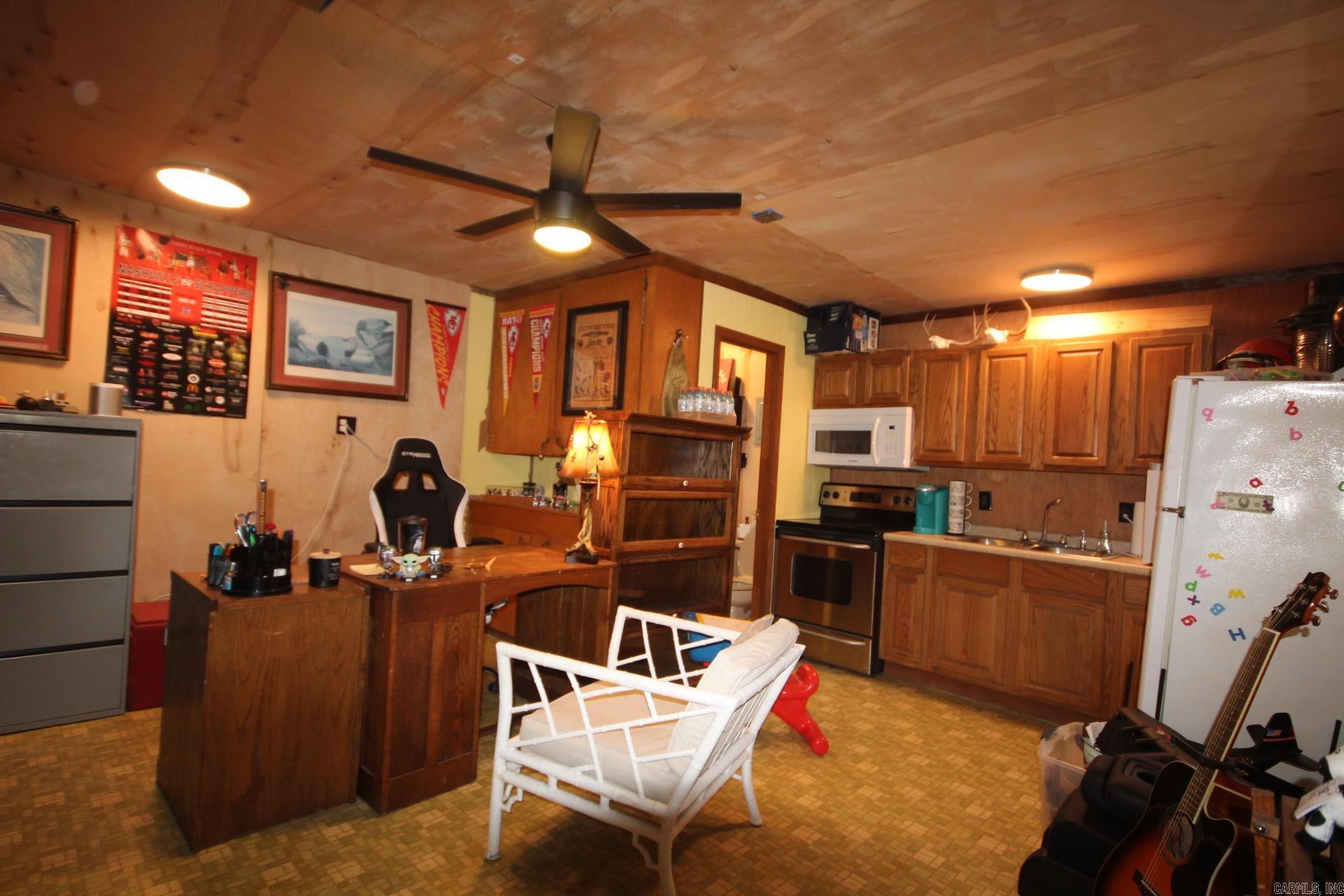 1924 Mt. Pleasant Dr.  Nashville, AR