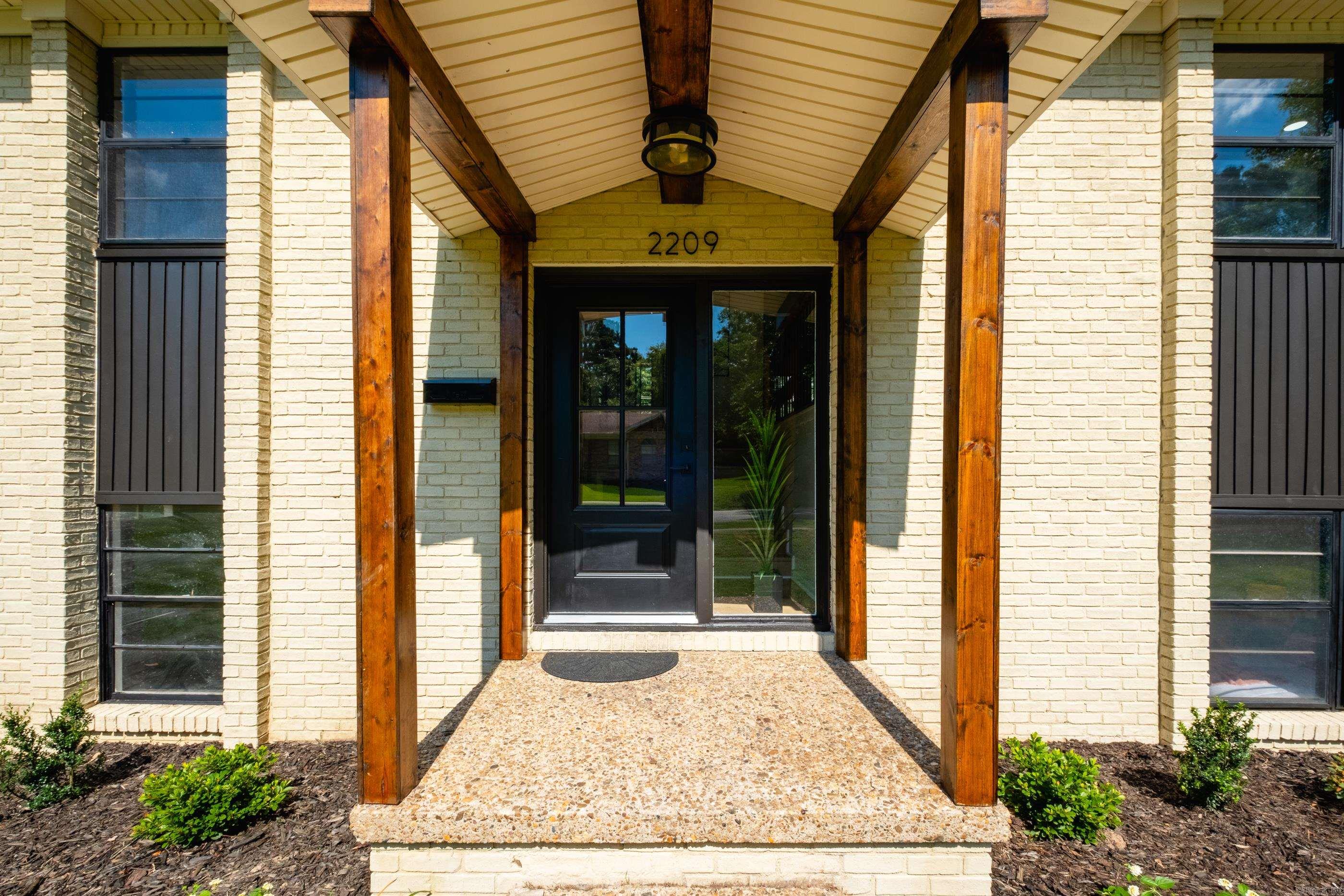 2209 Breckenridge  Little Rock, AR