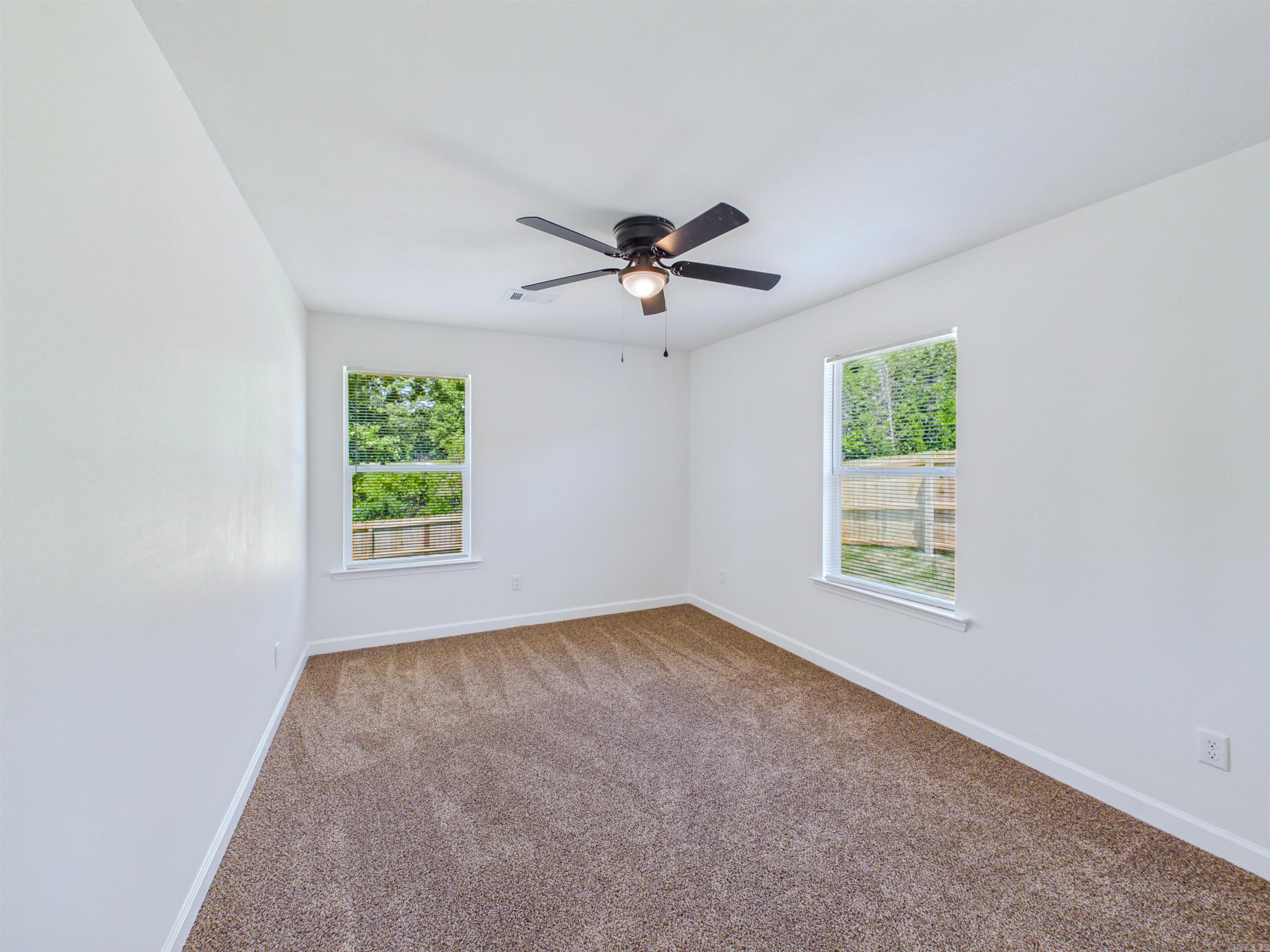 109 Coal Mountain Rd.  El Paso, AR