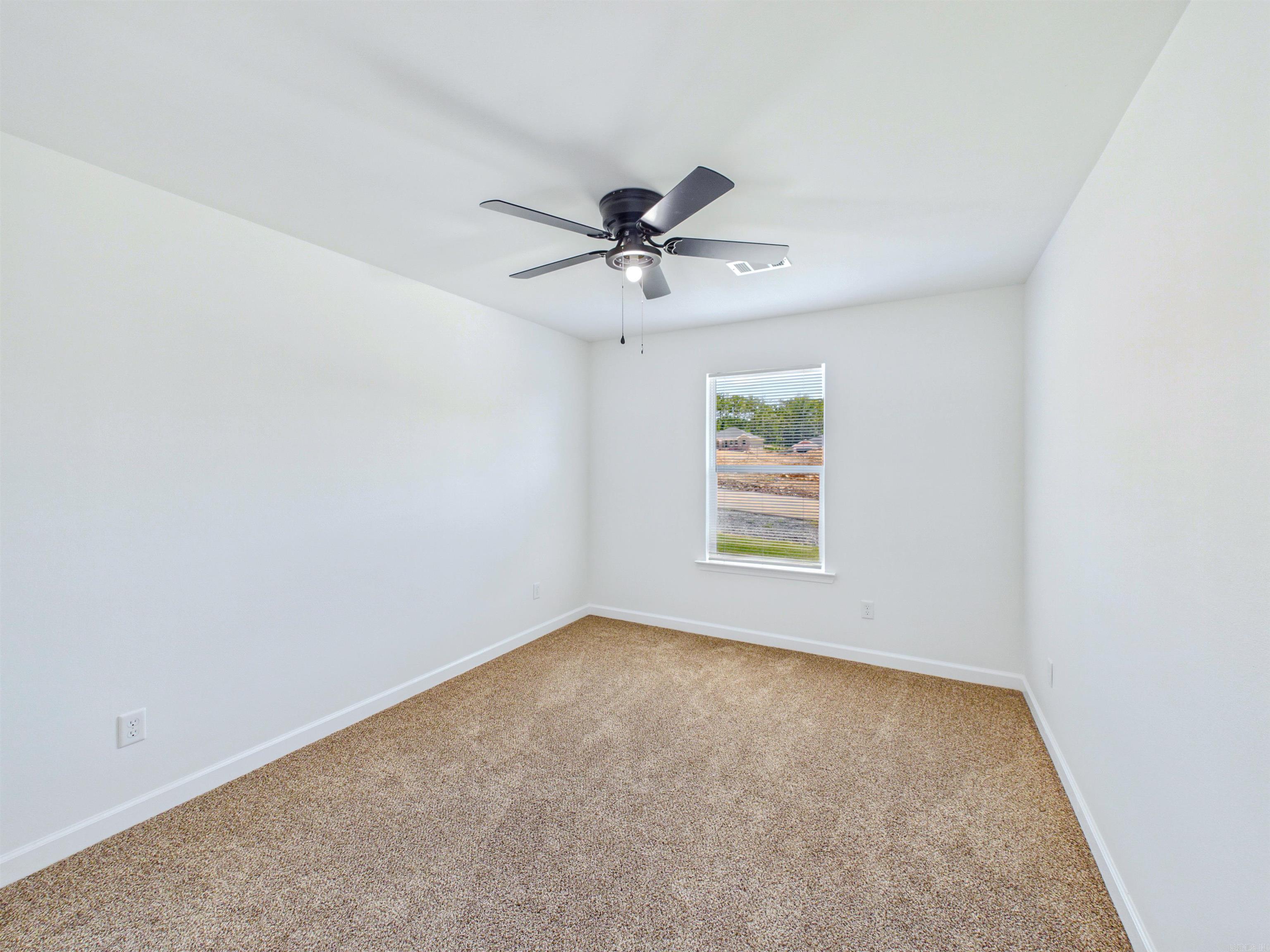 109 Coal Mountain Rd.  El Paso, AR
