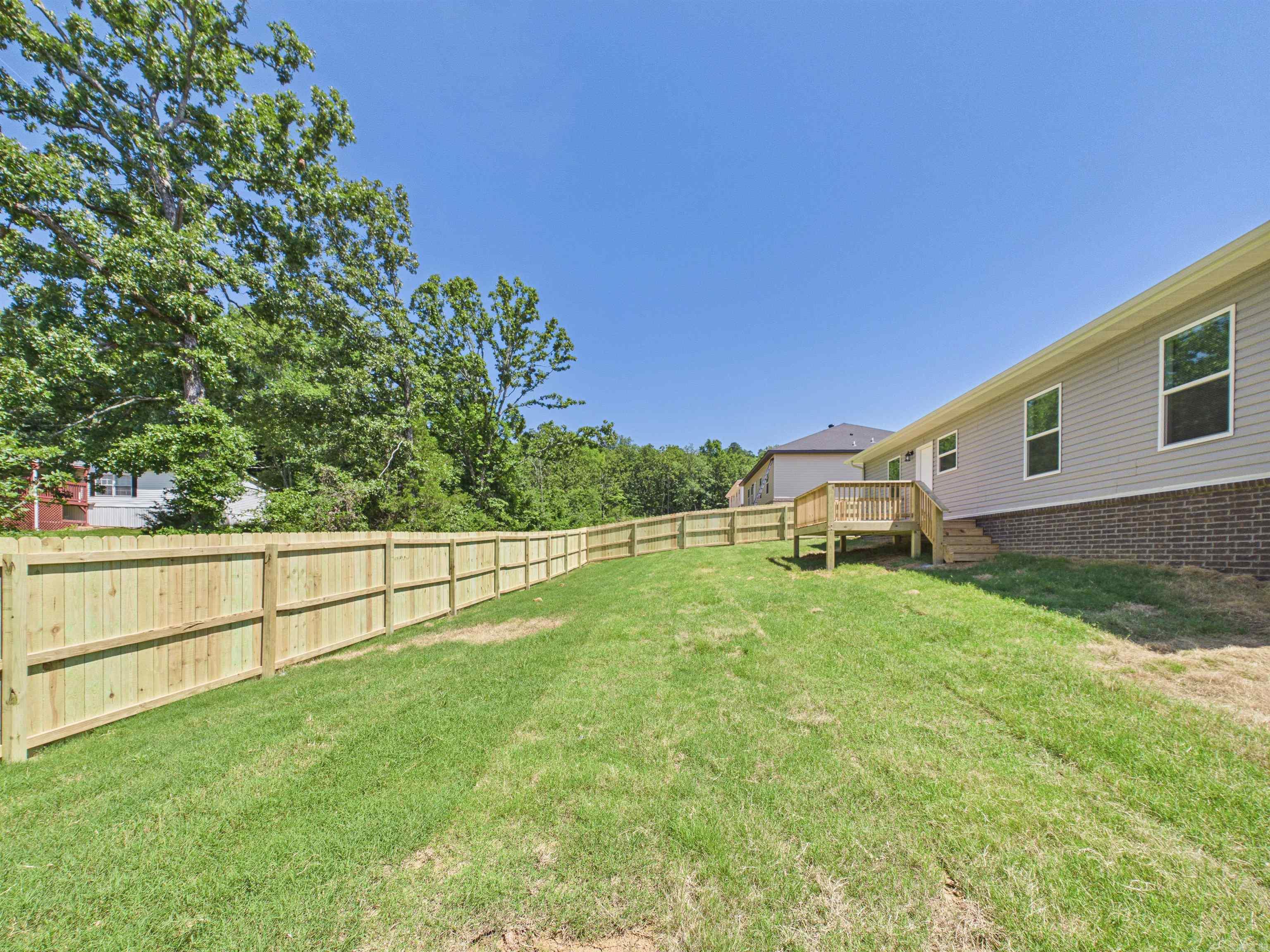 109 Coal Mountain Rd.  El Paso, AR