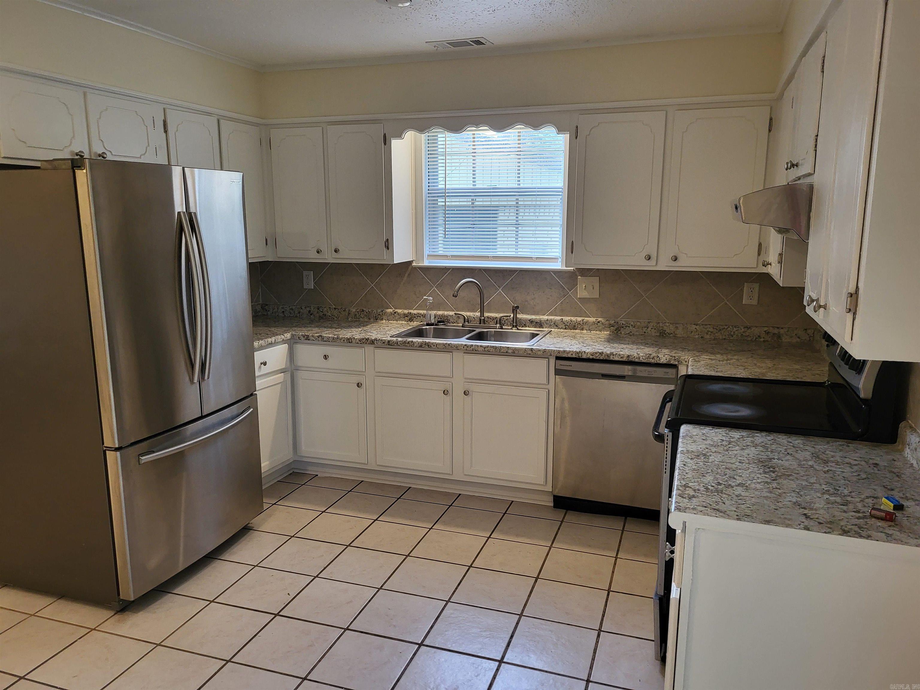 9105 Peach Tree  Sherwood, AR
