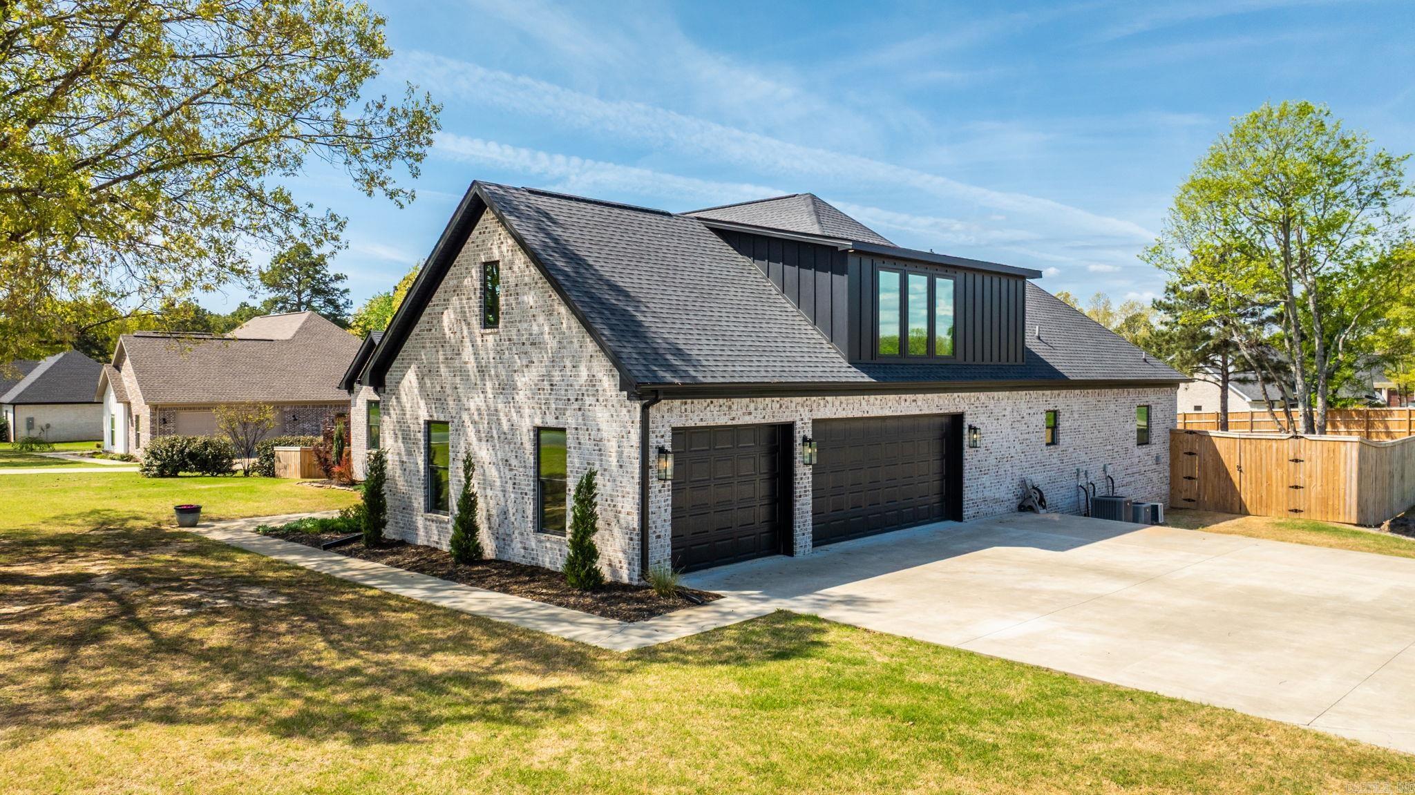 98 Hargrove  Greenbrier, AR