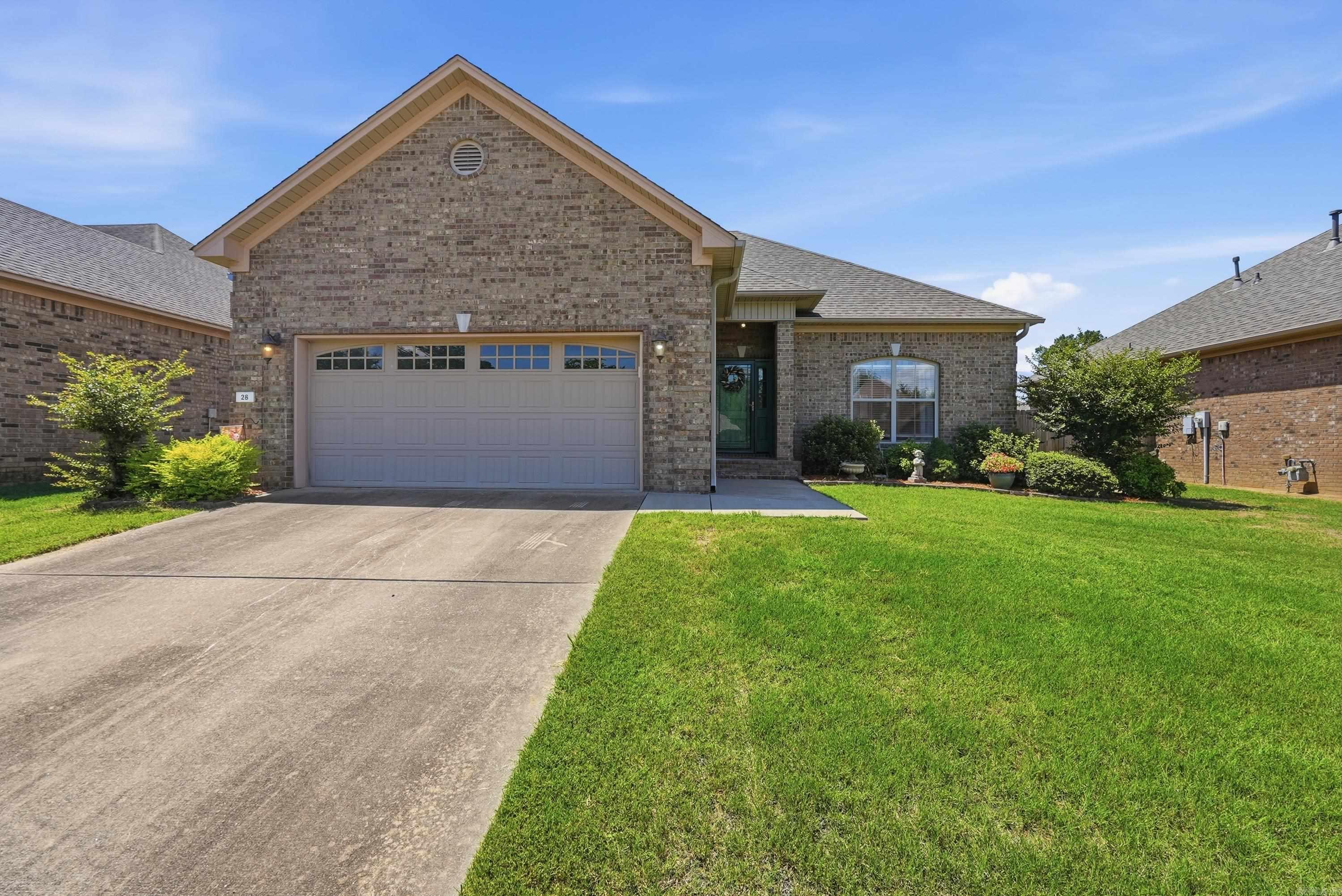 28 Oak Tree  Conway, AR