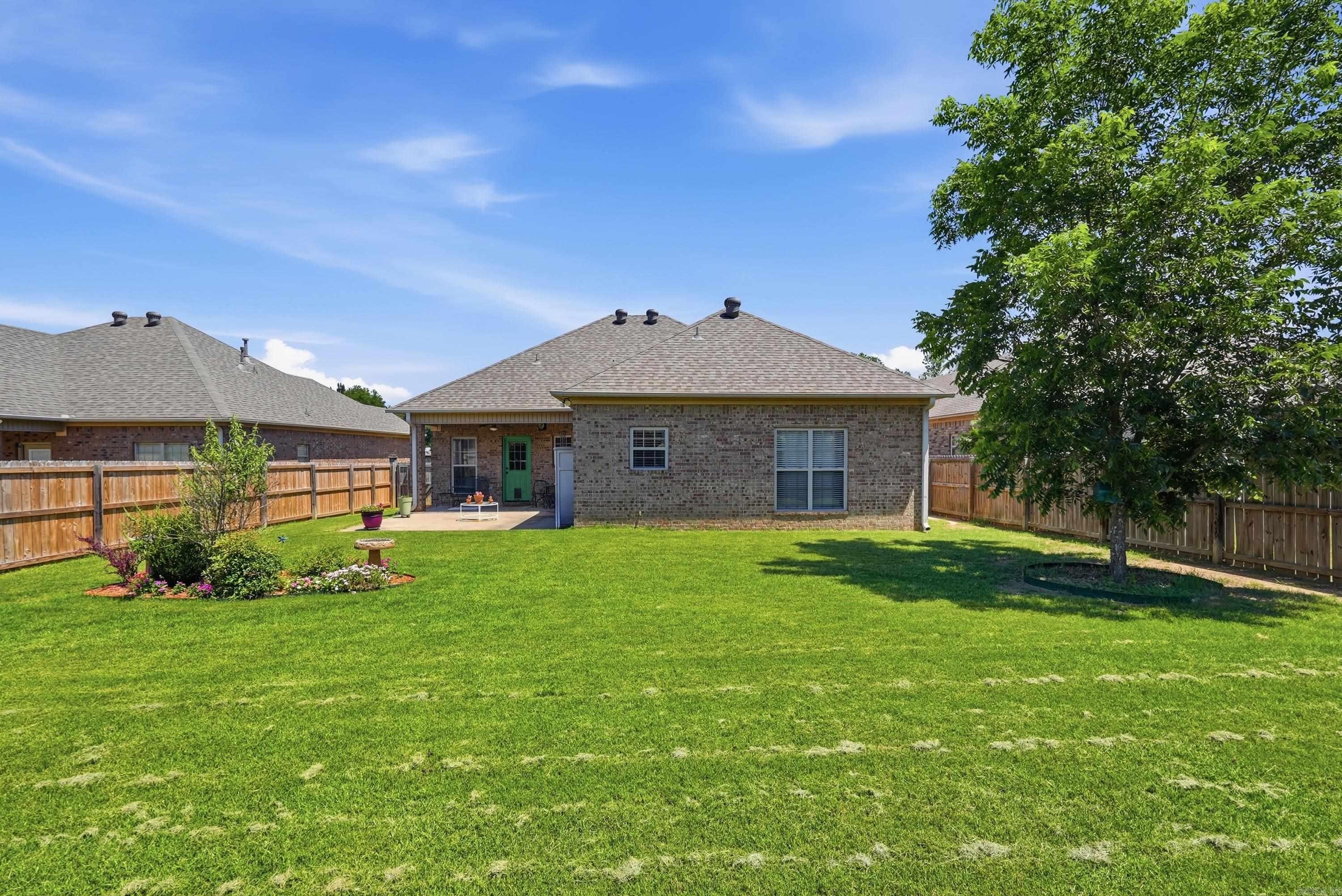 28 Oak Tree  Conway, AR