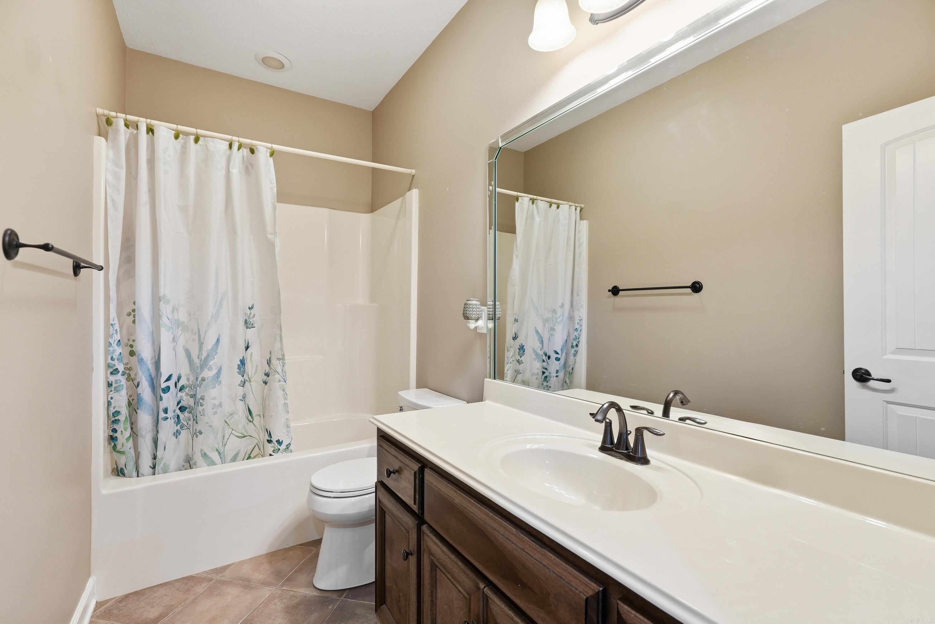 28 Oak Tree  Conway, AR