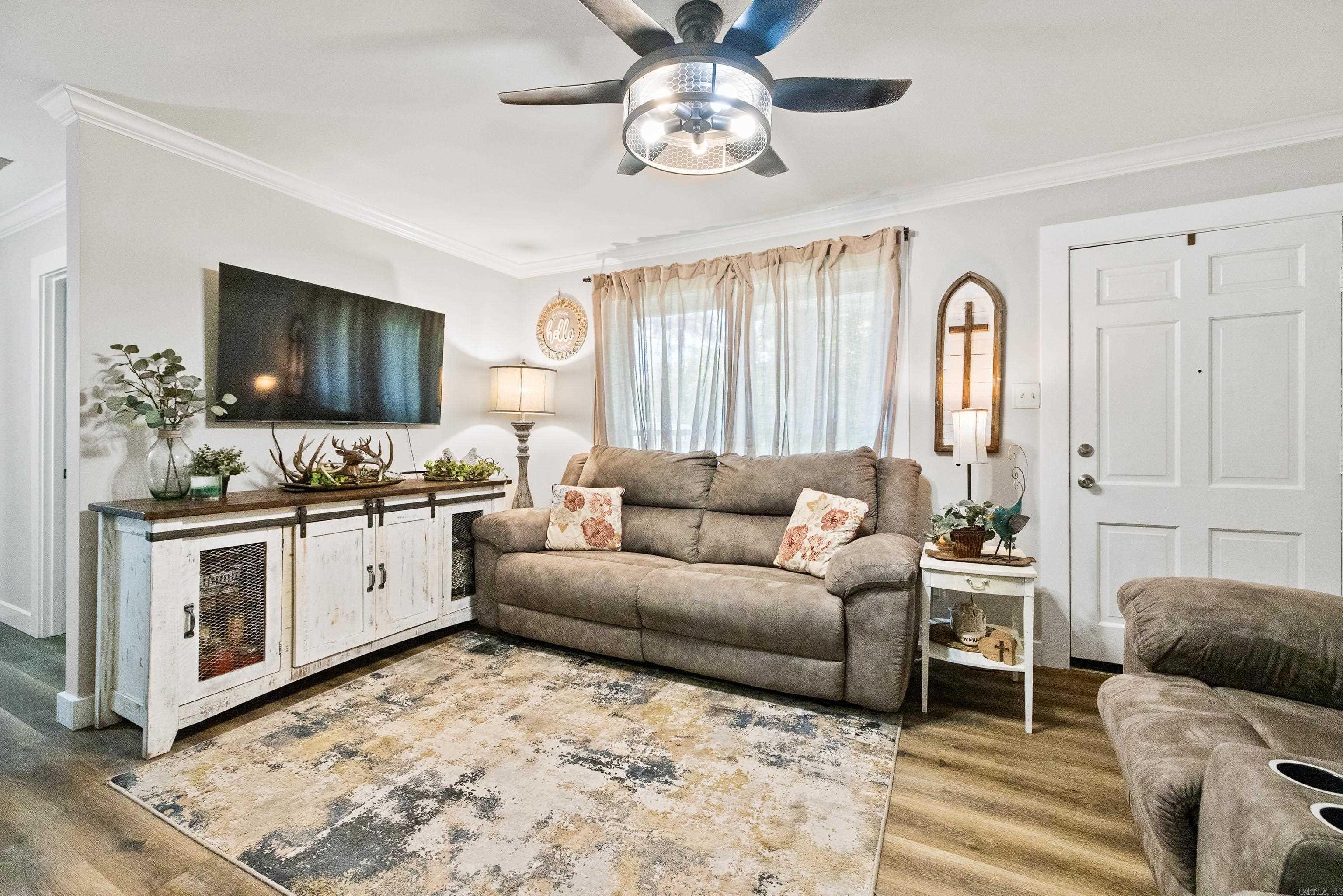 2832 Lakeside  Benton, AR