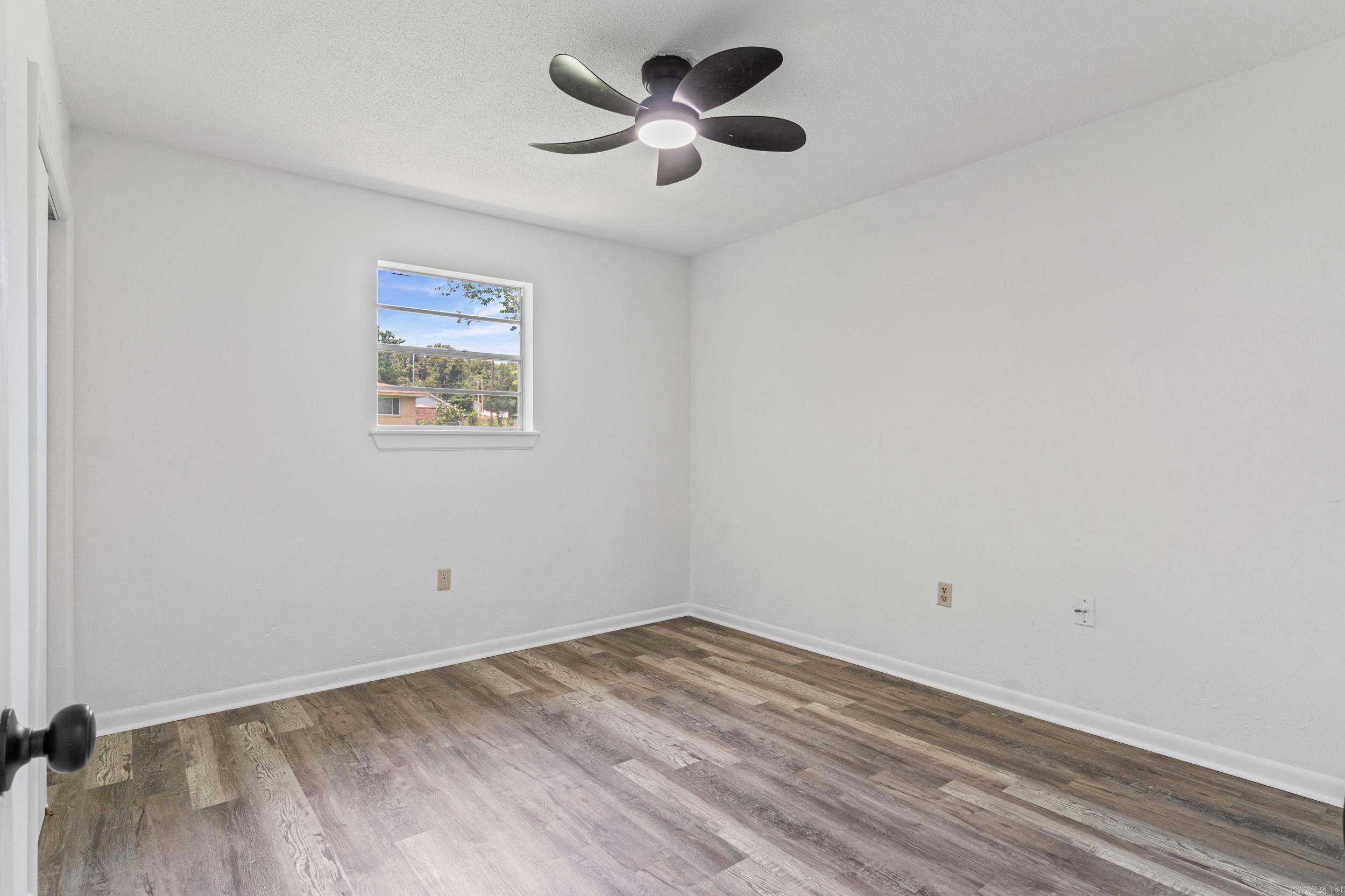 8205 N Claremont  Sherwood, AR