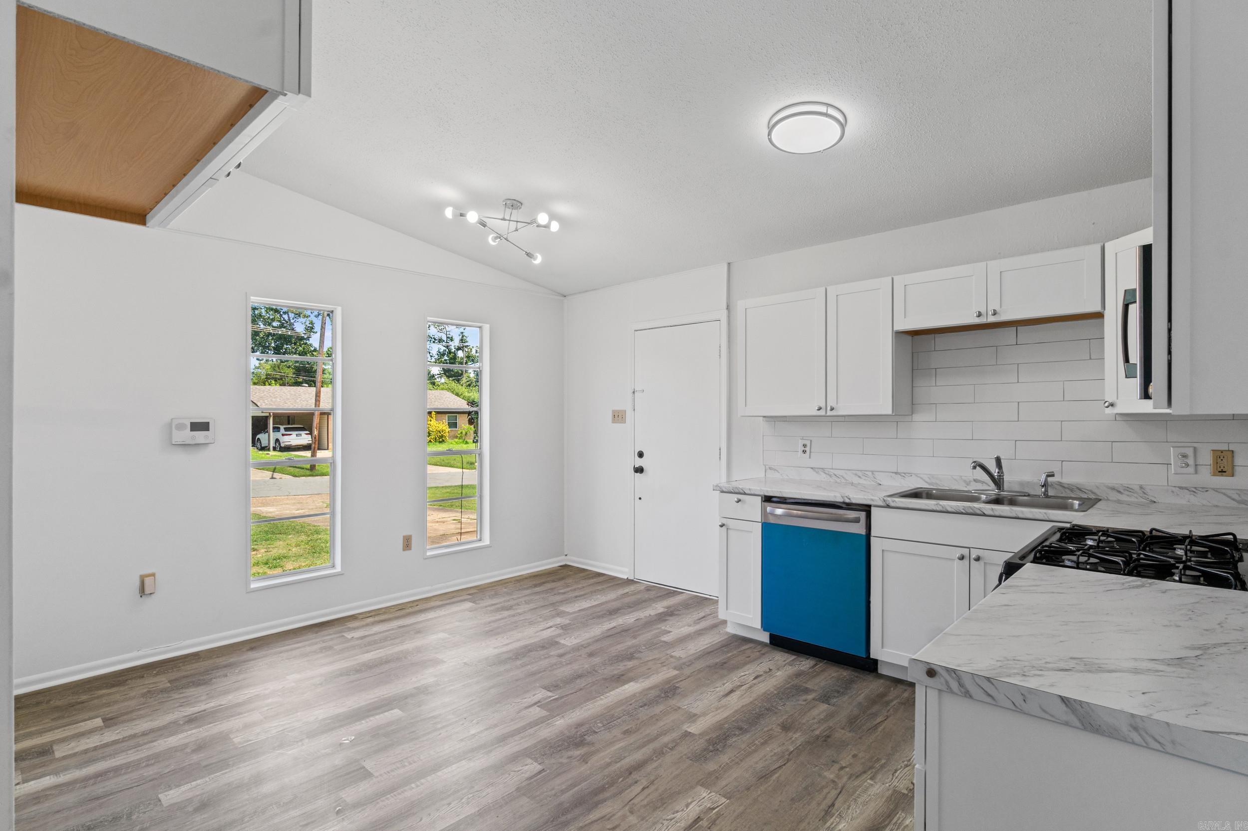 8205 N Claremont  Sherwood, AR