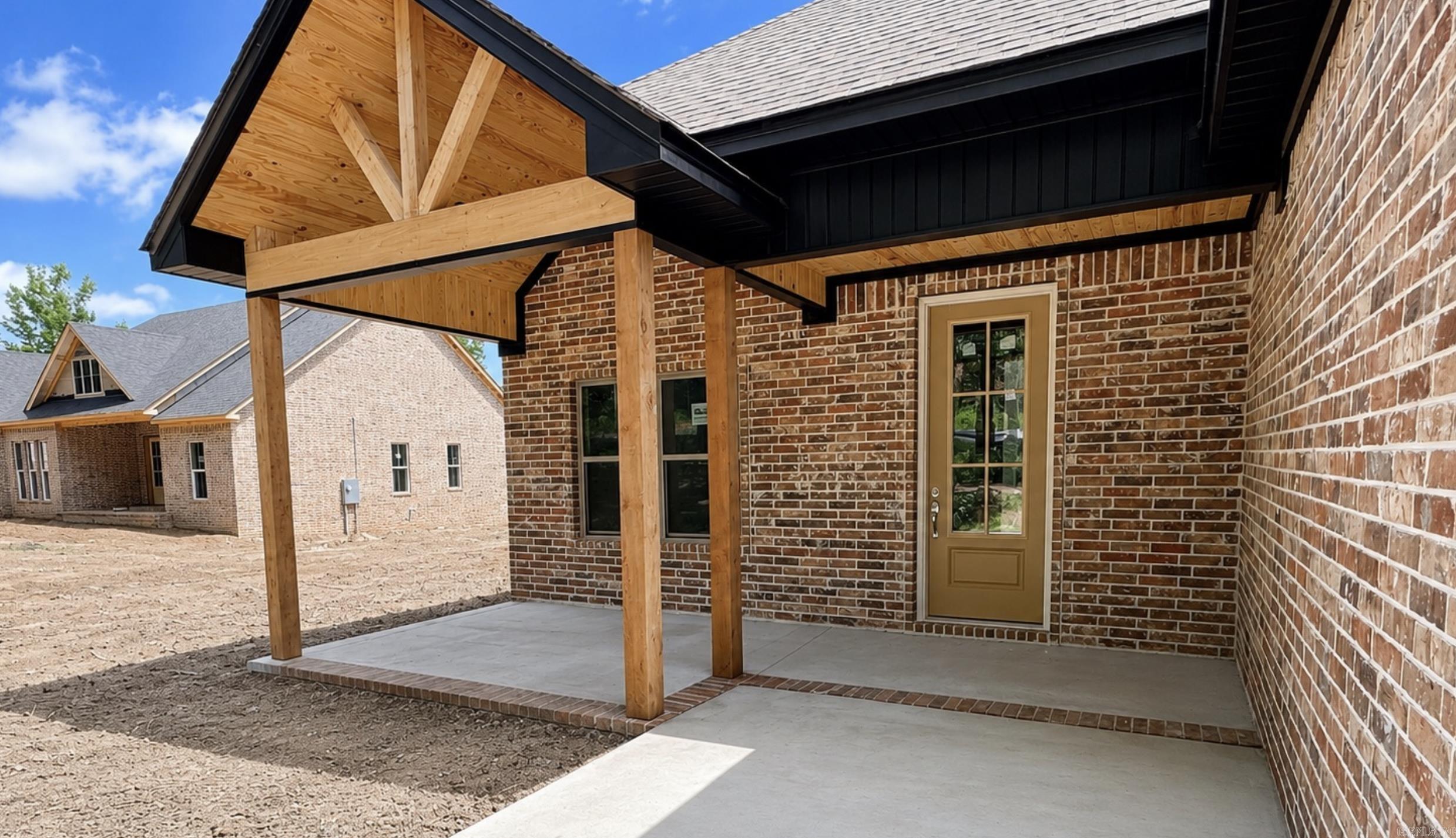 1213 E Carmichael  Cabot, AR