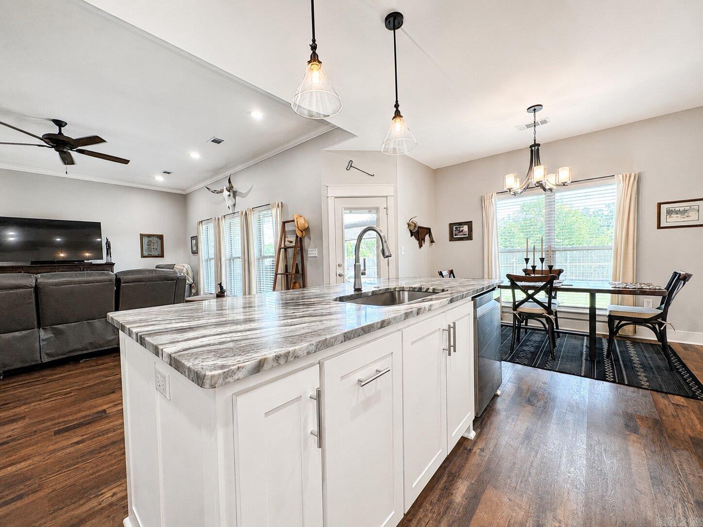 29 Wedgewood  Greenbrier, AR