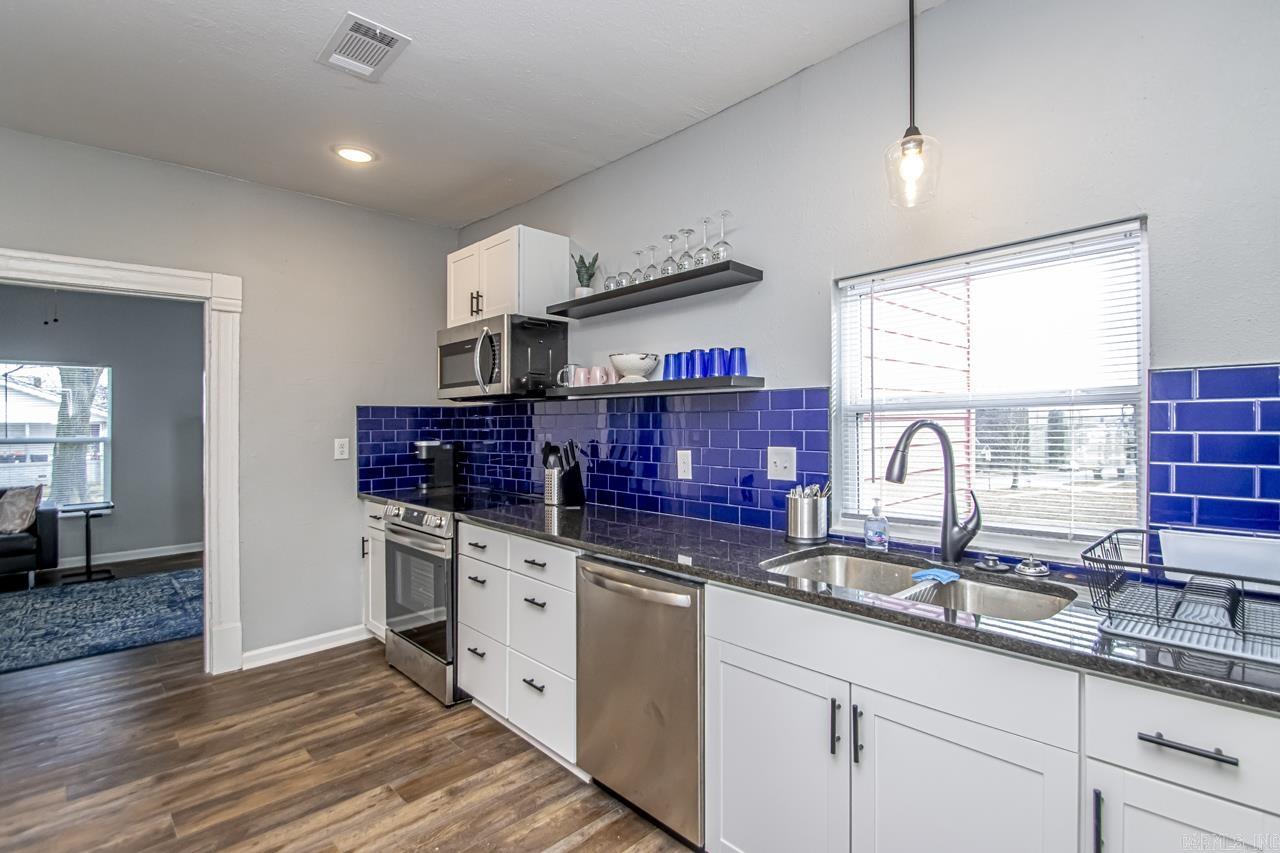 2108 Bragg  Little Rock, AR