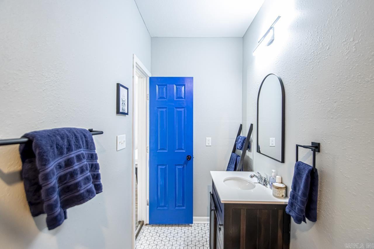 2108 Bragg  Little Rock, AR