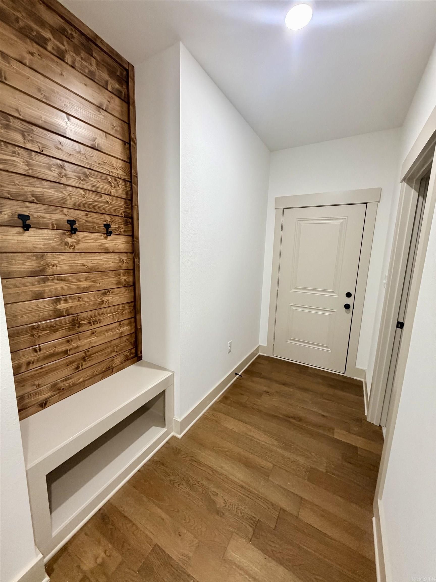 6812 N Detonti  Bauxite, AR