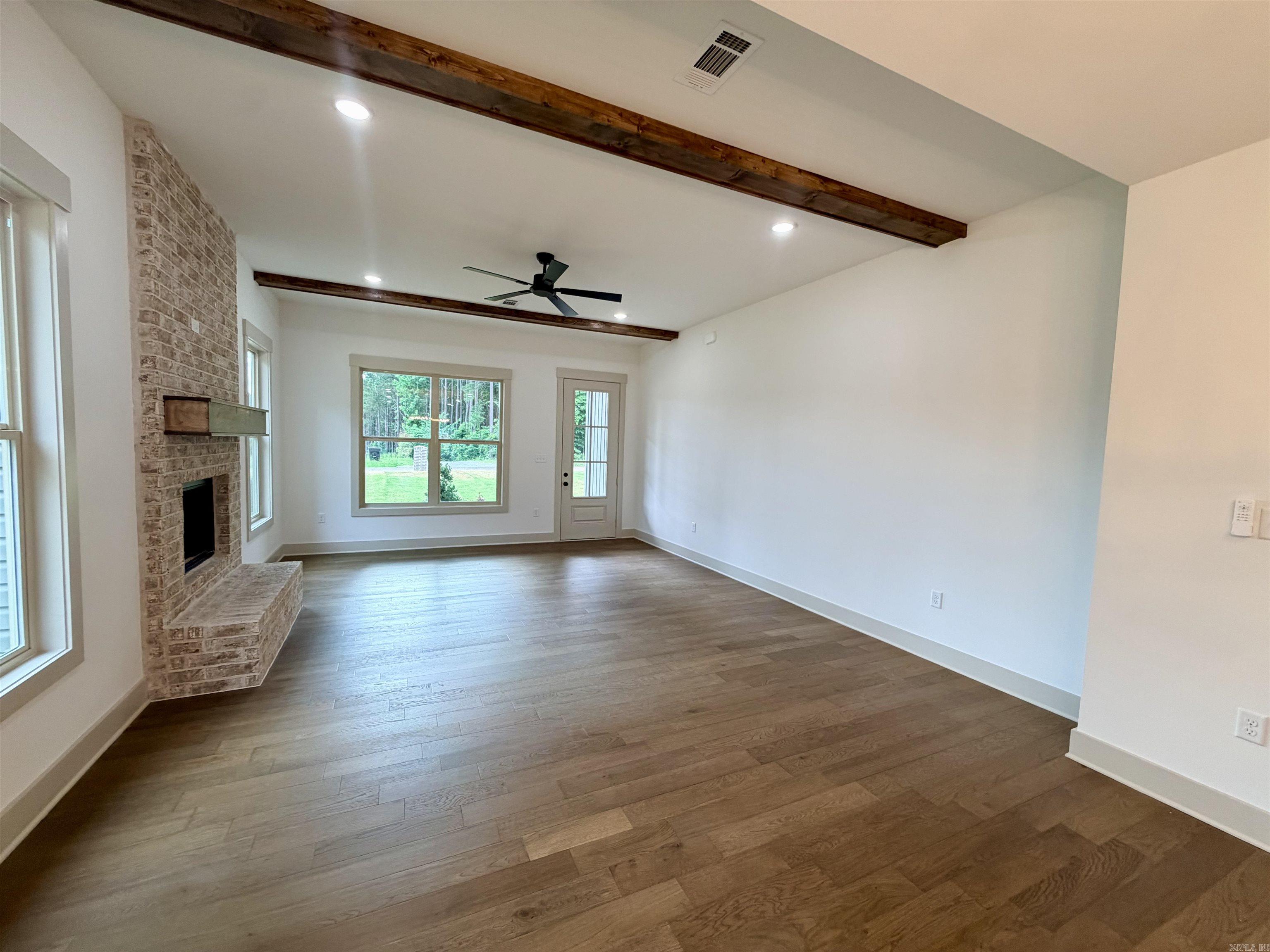 6812 N Detonti  Bauxite, AR