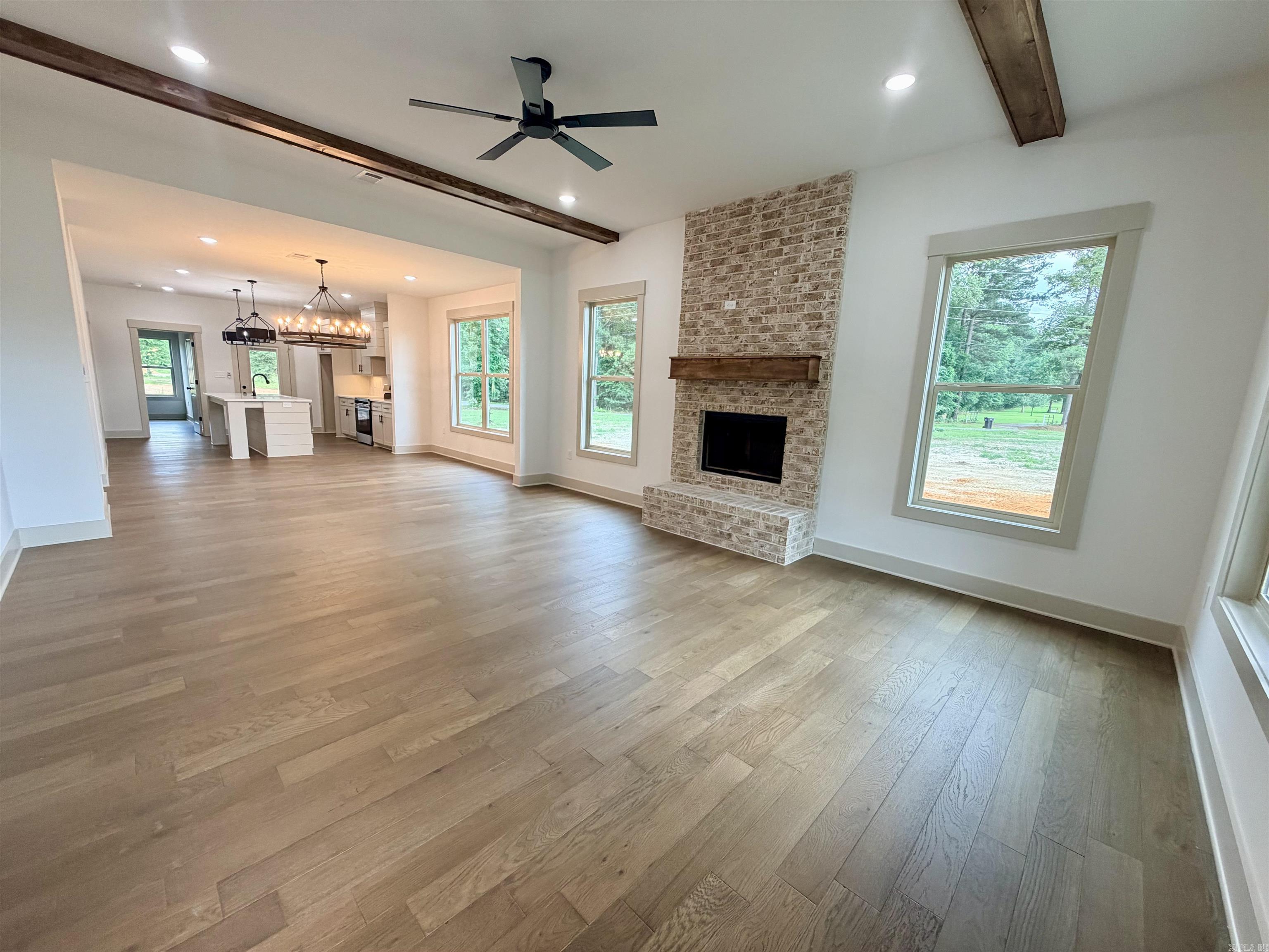 6812 N Detonti  Bauxite, AR