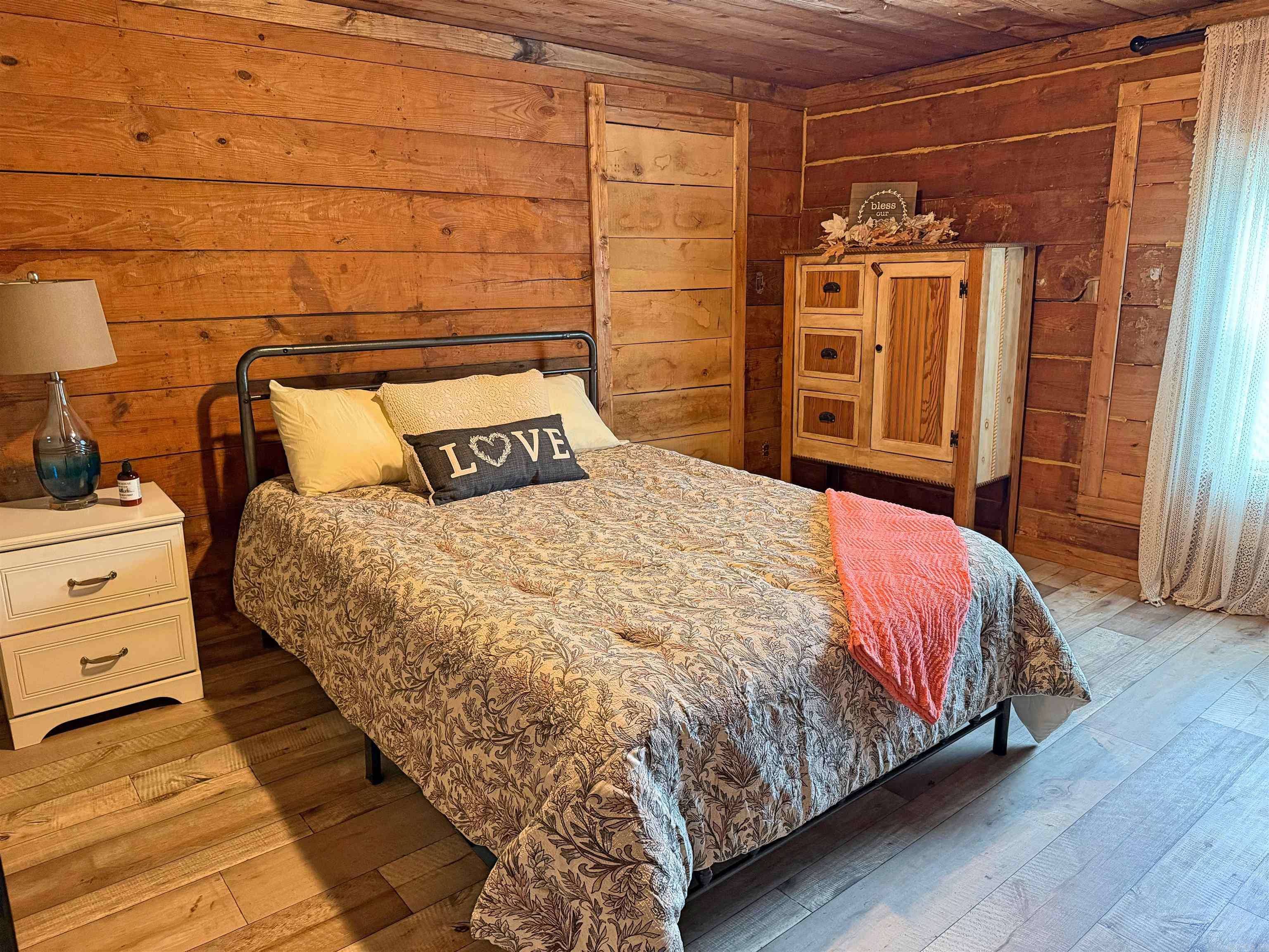 7541 Highway 289 N.  Mammoth Spring, AR