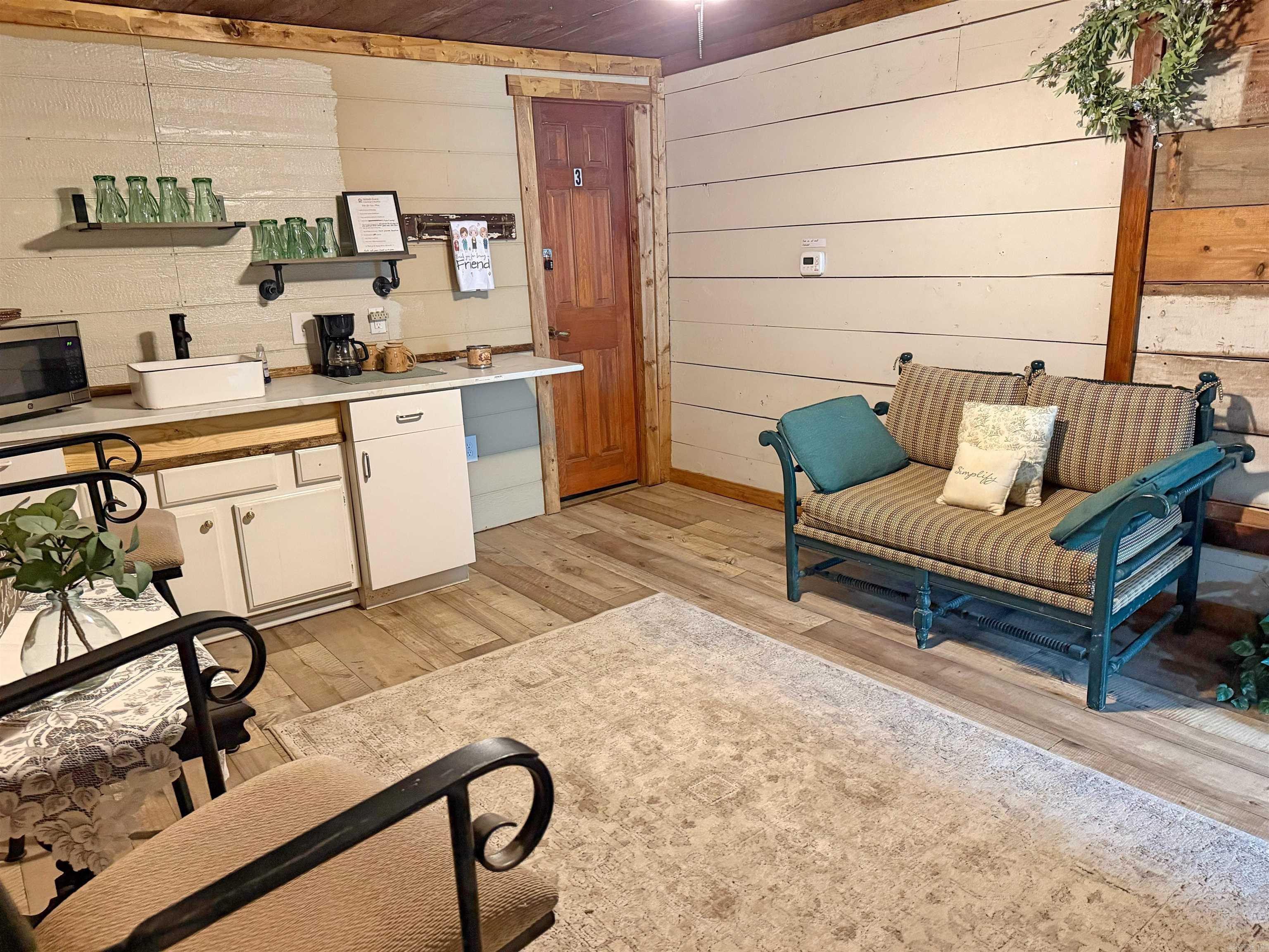 7541 Highway 289 N.  Mammoth Spring, AR