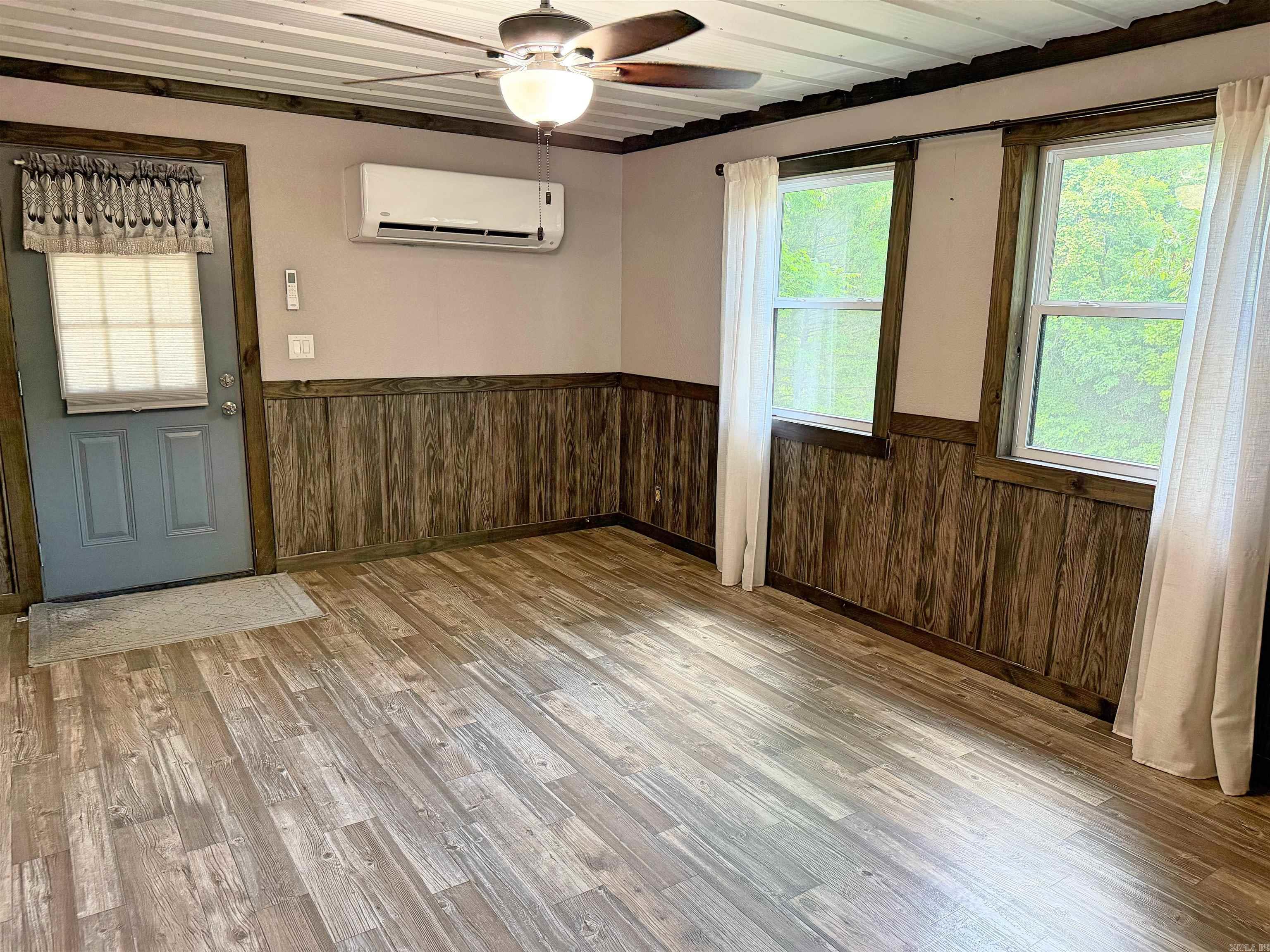 7541 Highway 289 N.  Mammoth Spring, AR