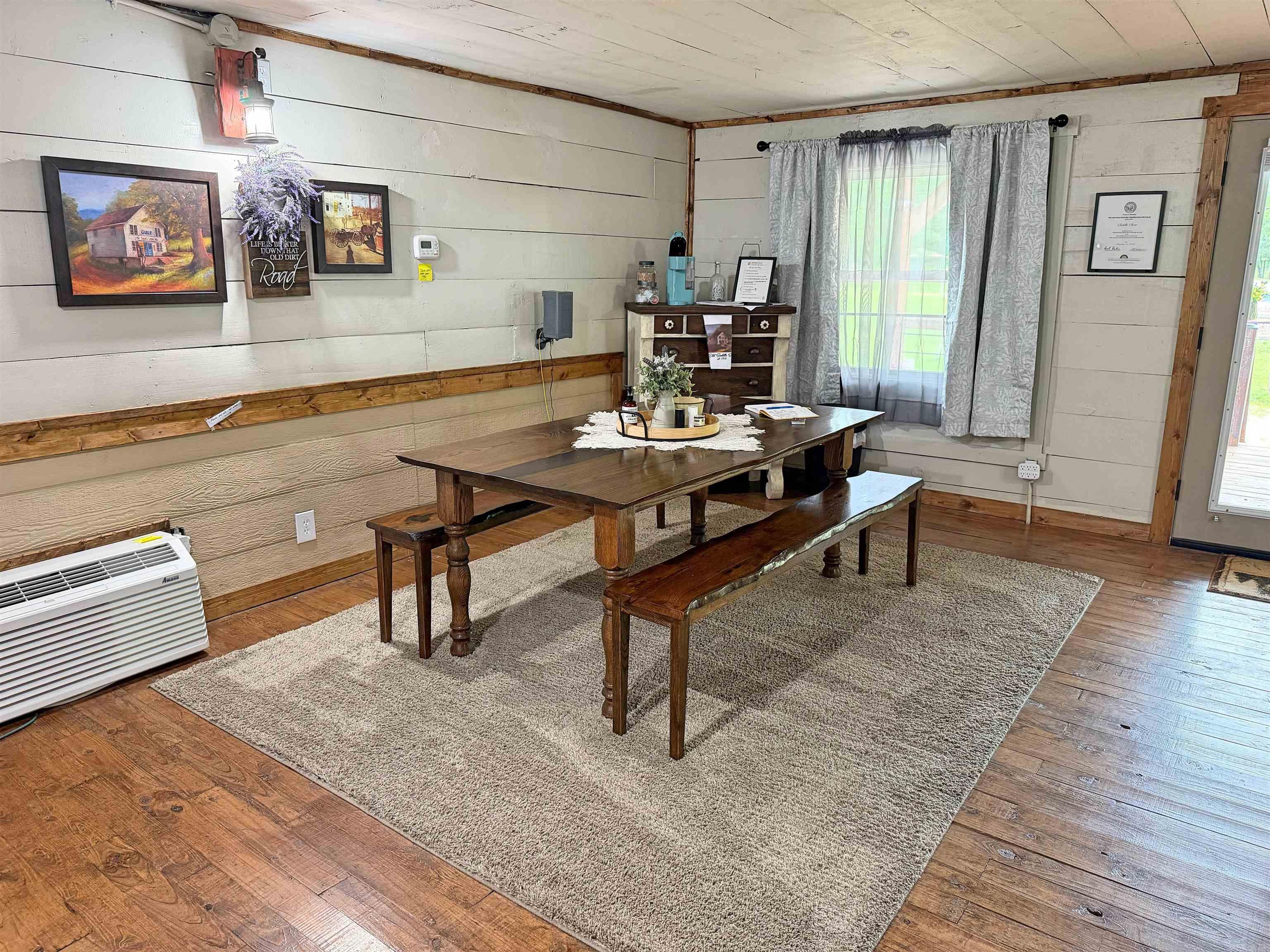 7541 Highway 289 N.  Mammoth Spring, AR