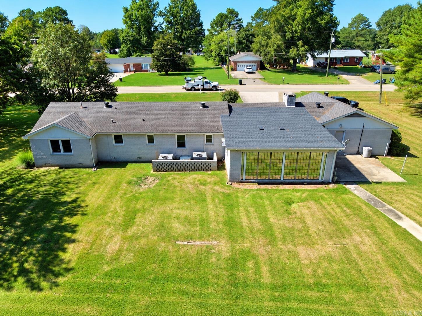 1287 W North  Piggott, AR