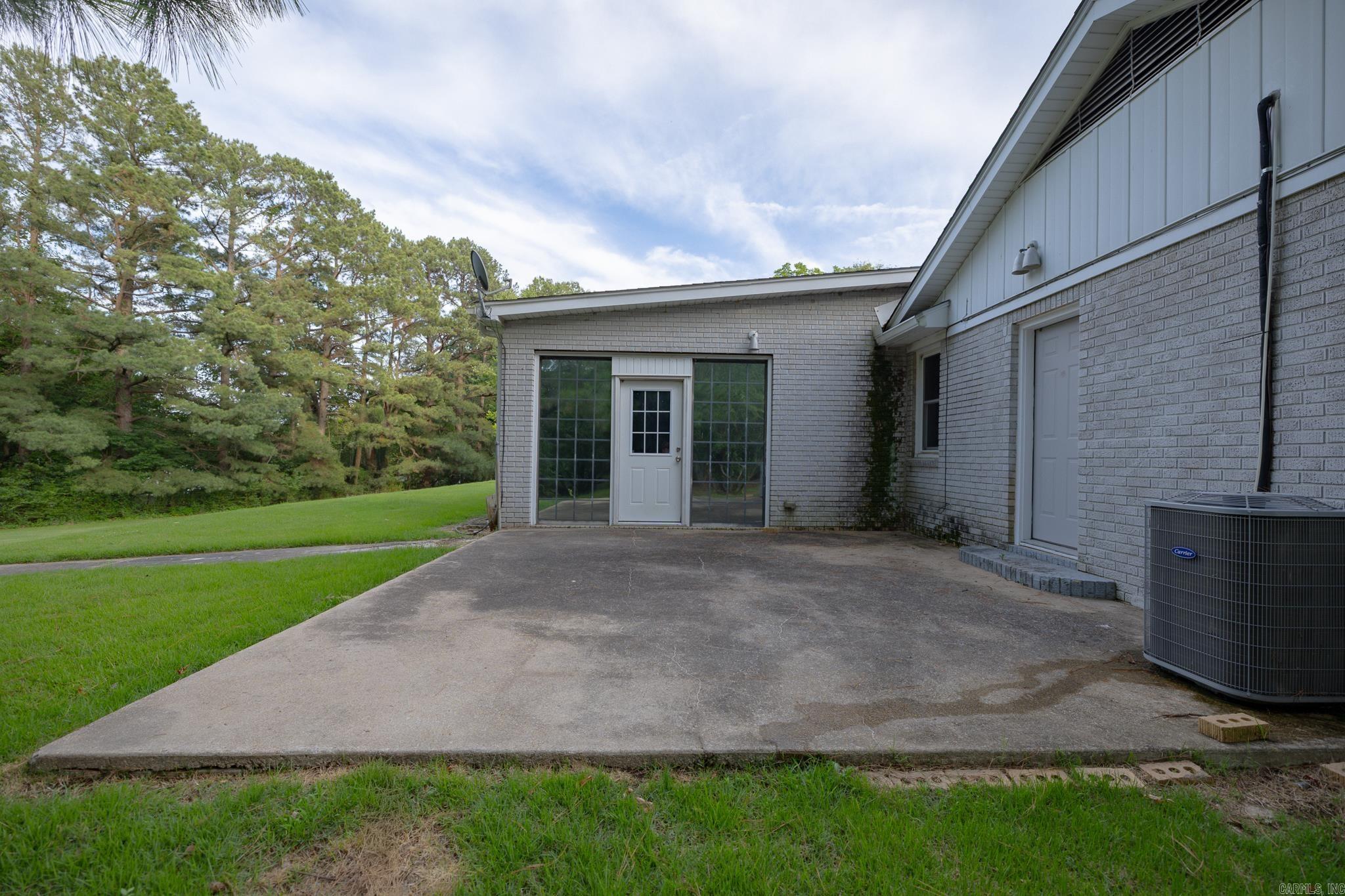 1287 W North  Piggott, AR