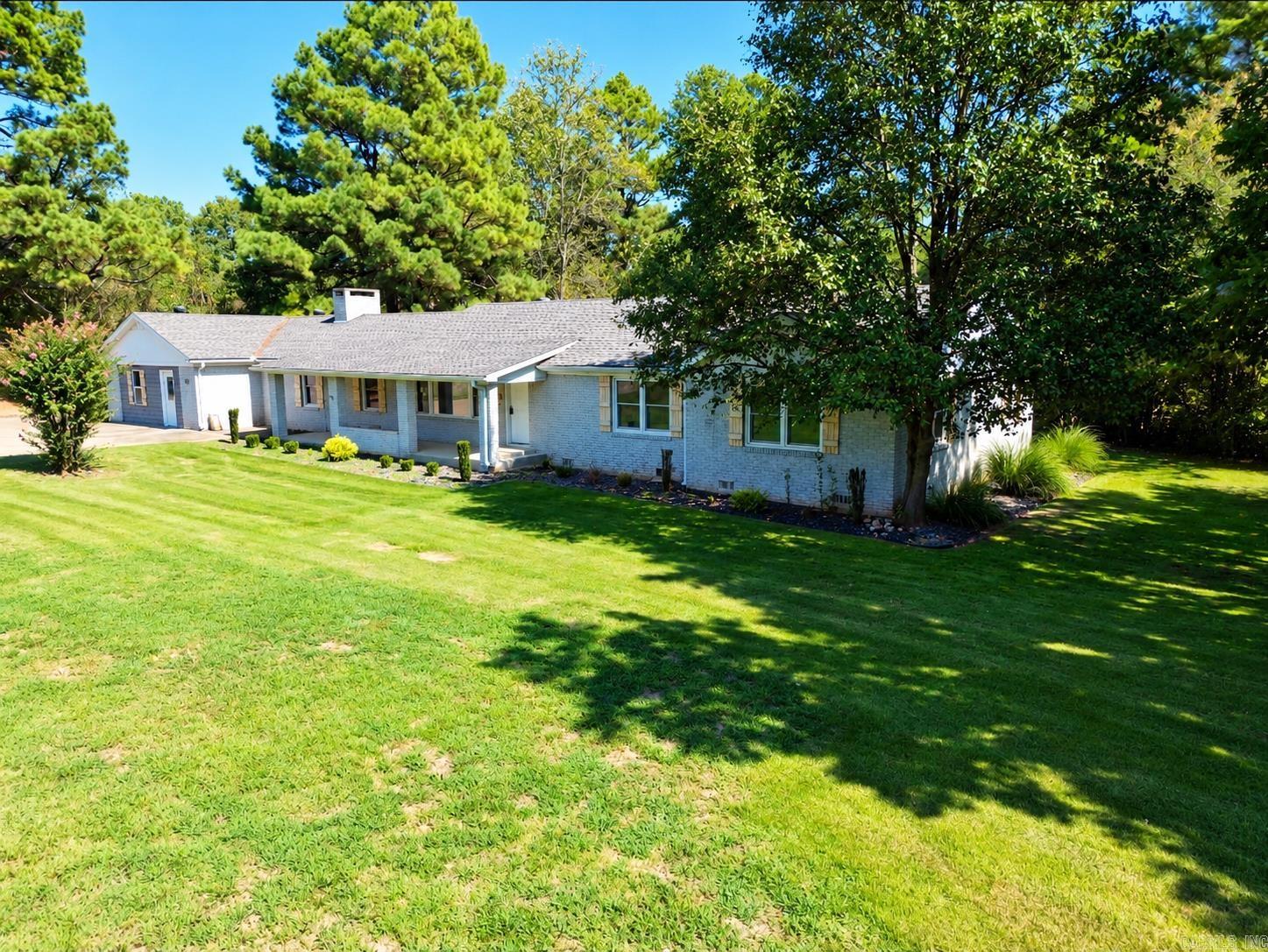 1287 W North  Piggott, AR