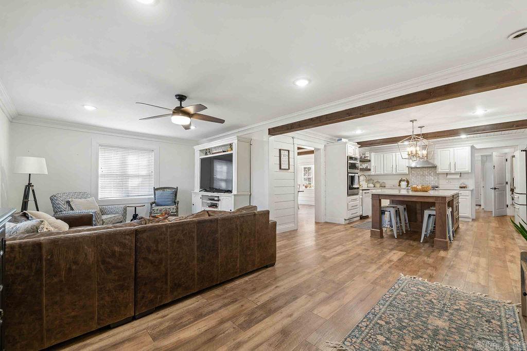 260 FERGUSON ROAD  Clinton, AR