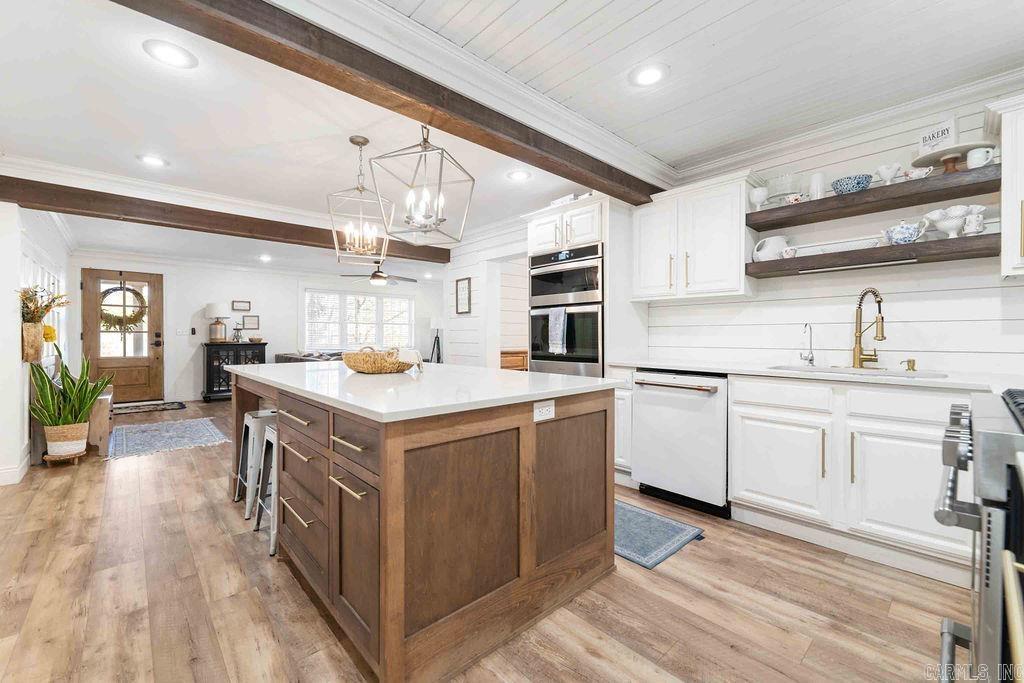 260 FERGUSON ROAD  Clinton, AR
