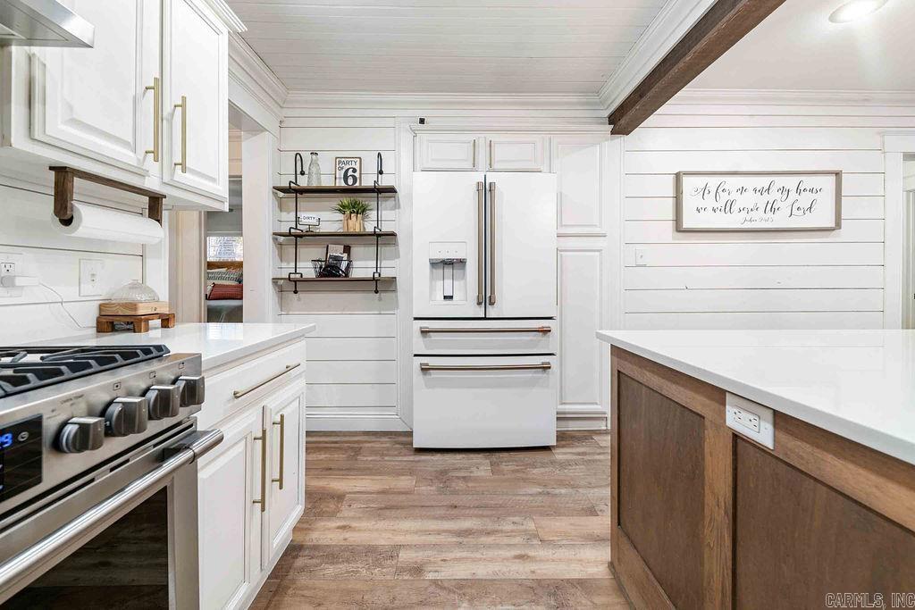 260 FERGUSON ROAD  Clinton, AR