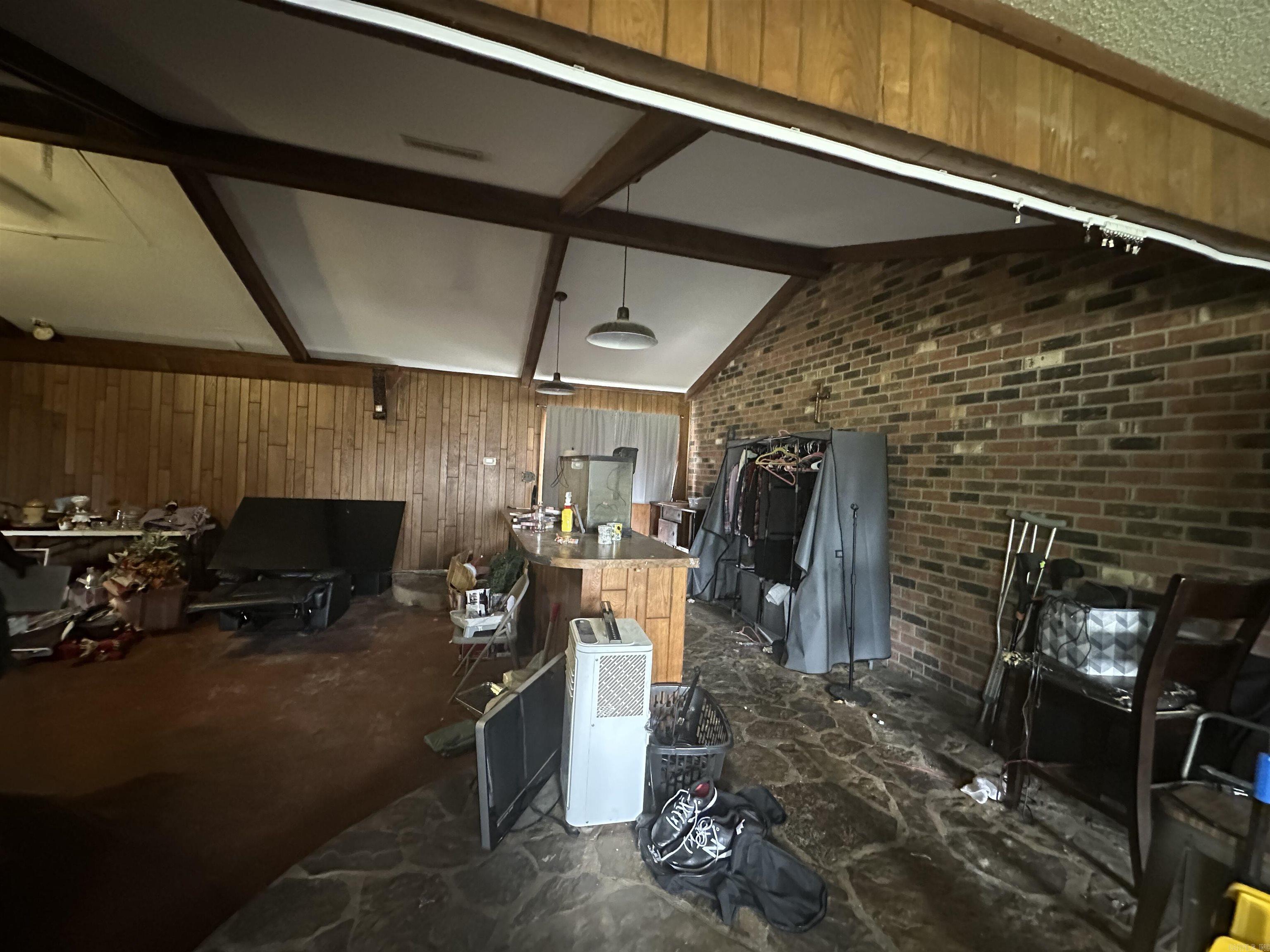 1201 E 4th  Carlisle, AR