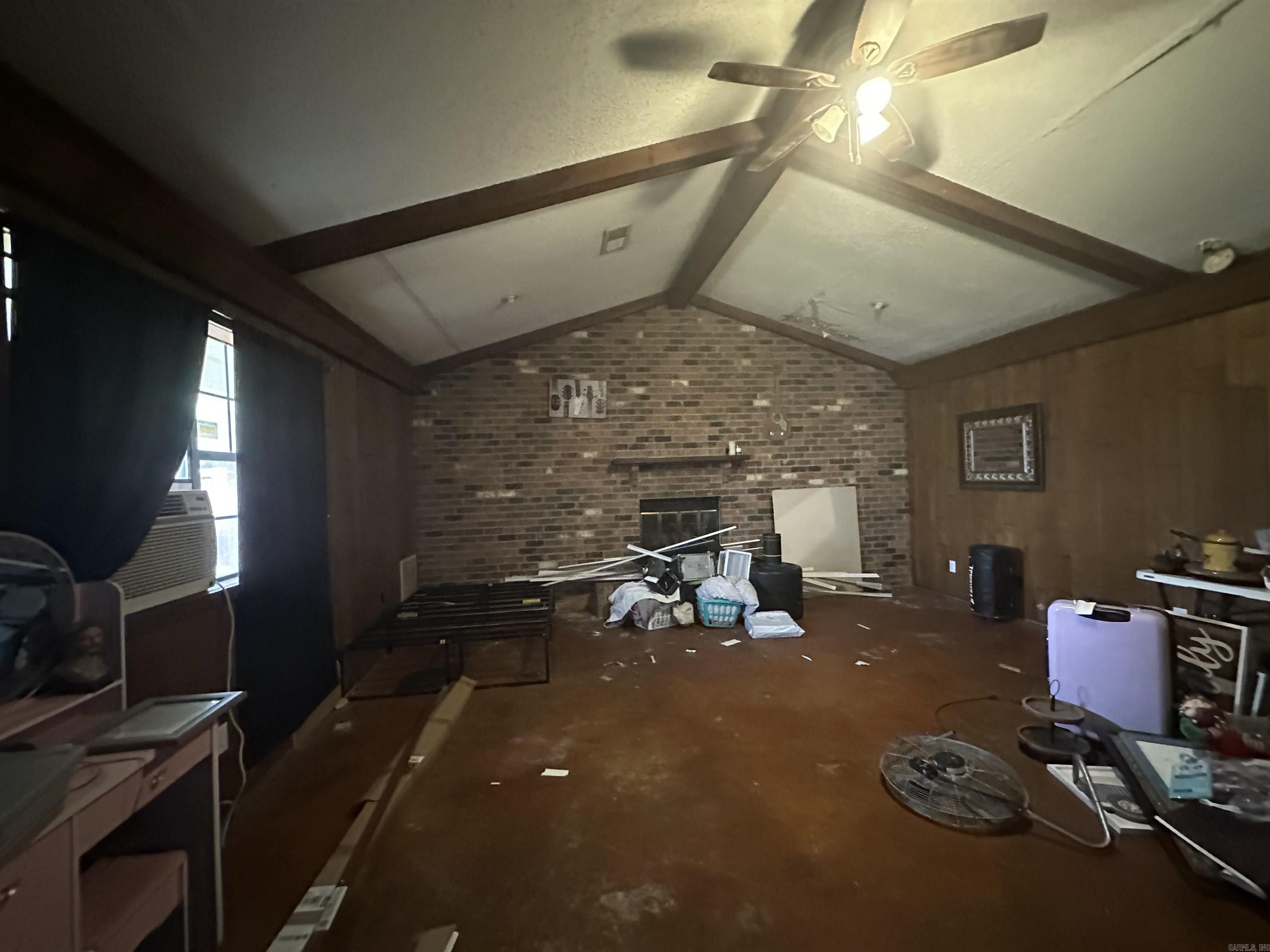 1201 E 4th  Carlisle, AR