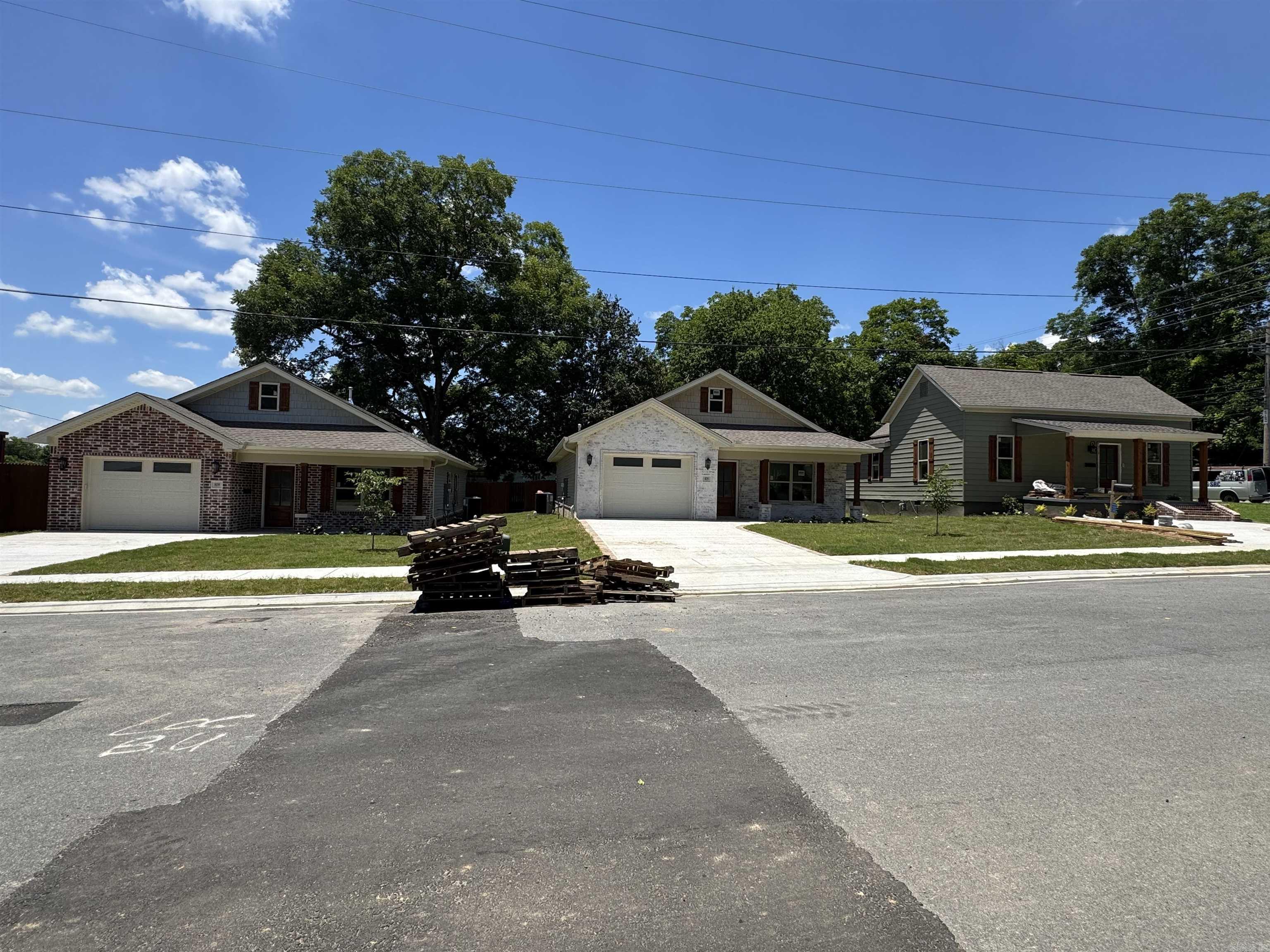 805 Pearl  Benton, AR