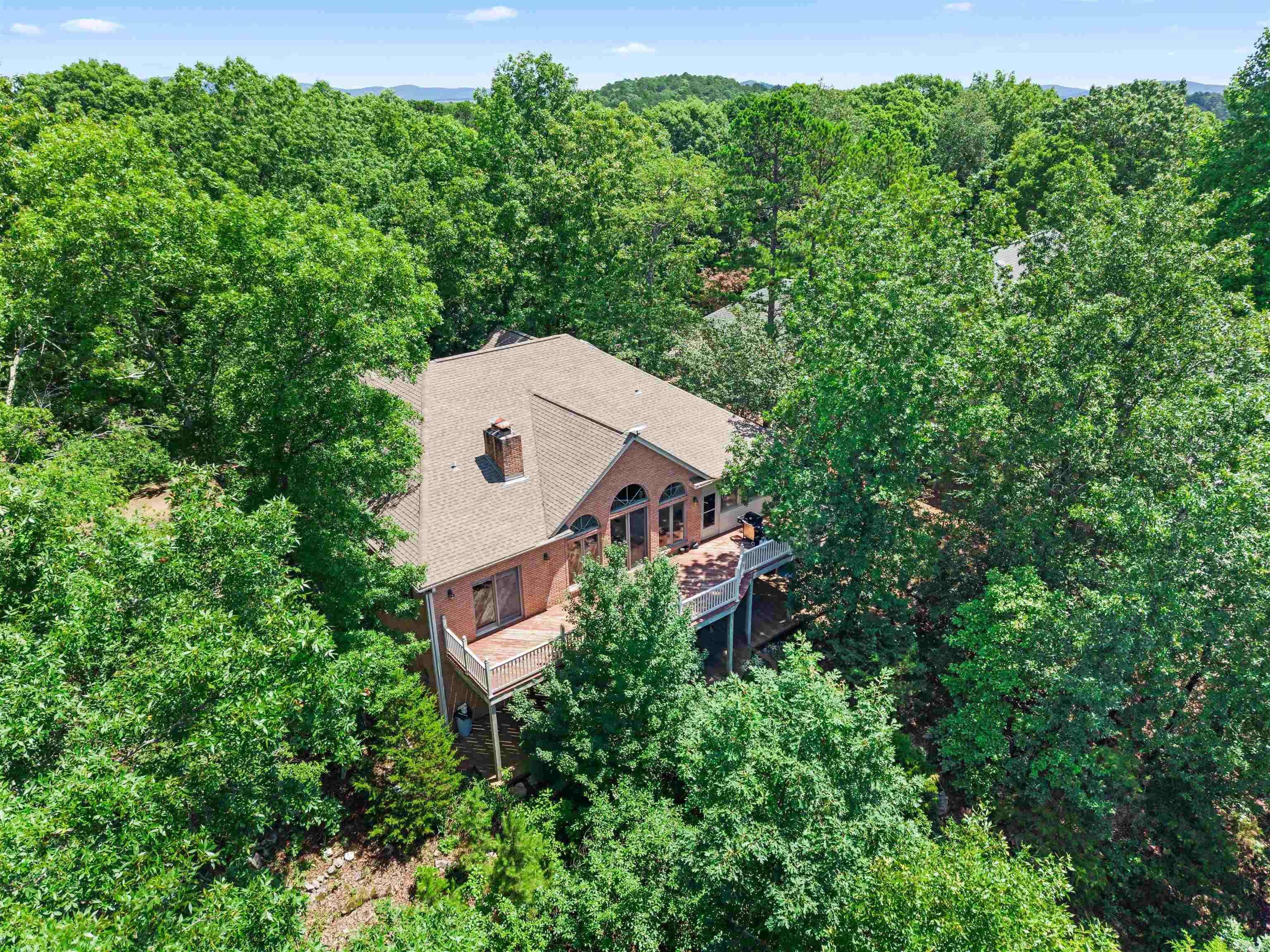 15 Lago Drive  Hot Springs Village, AR