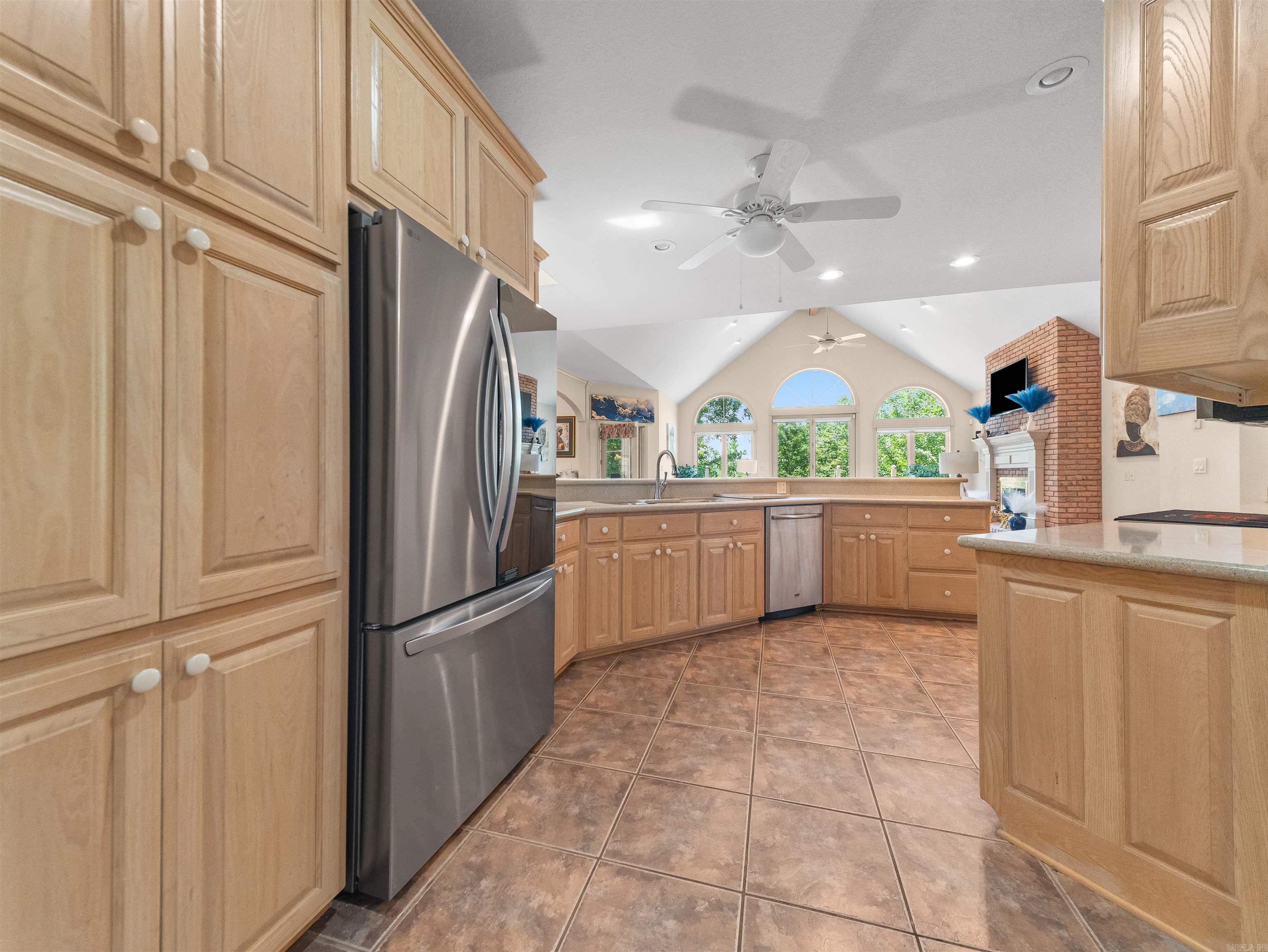 15 Lago Drive  Hot Springs Village, AR