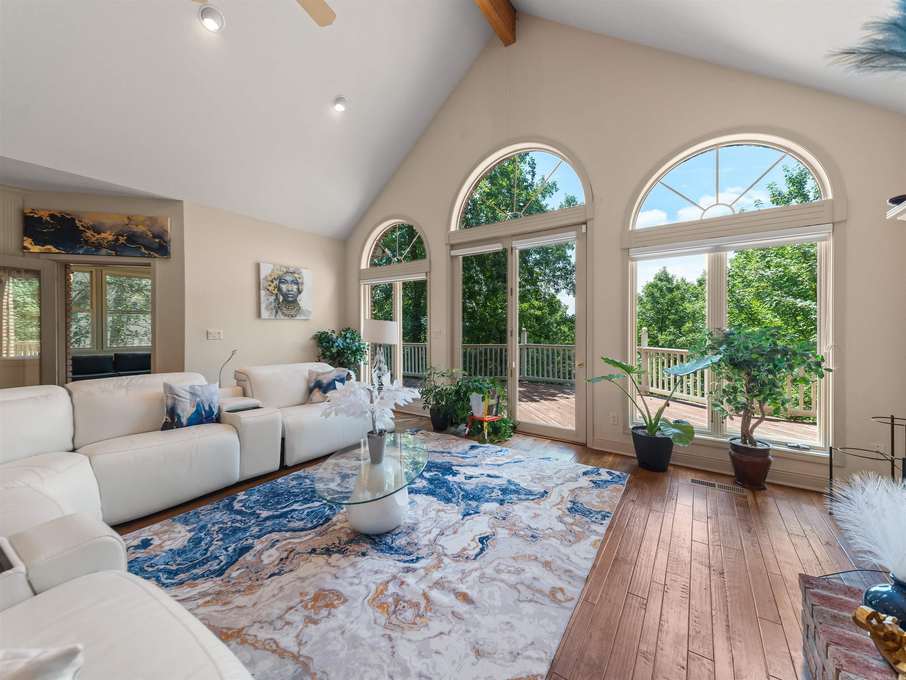 15 Lago Drive  Hot Springs Village, AR