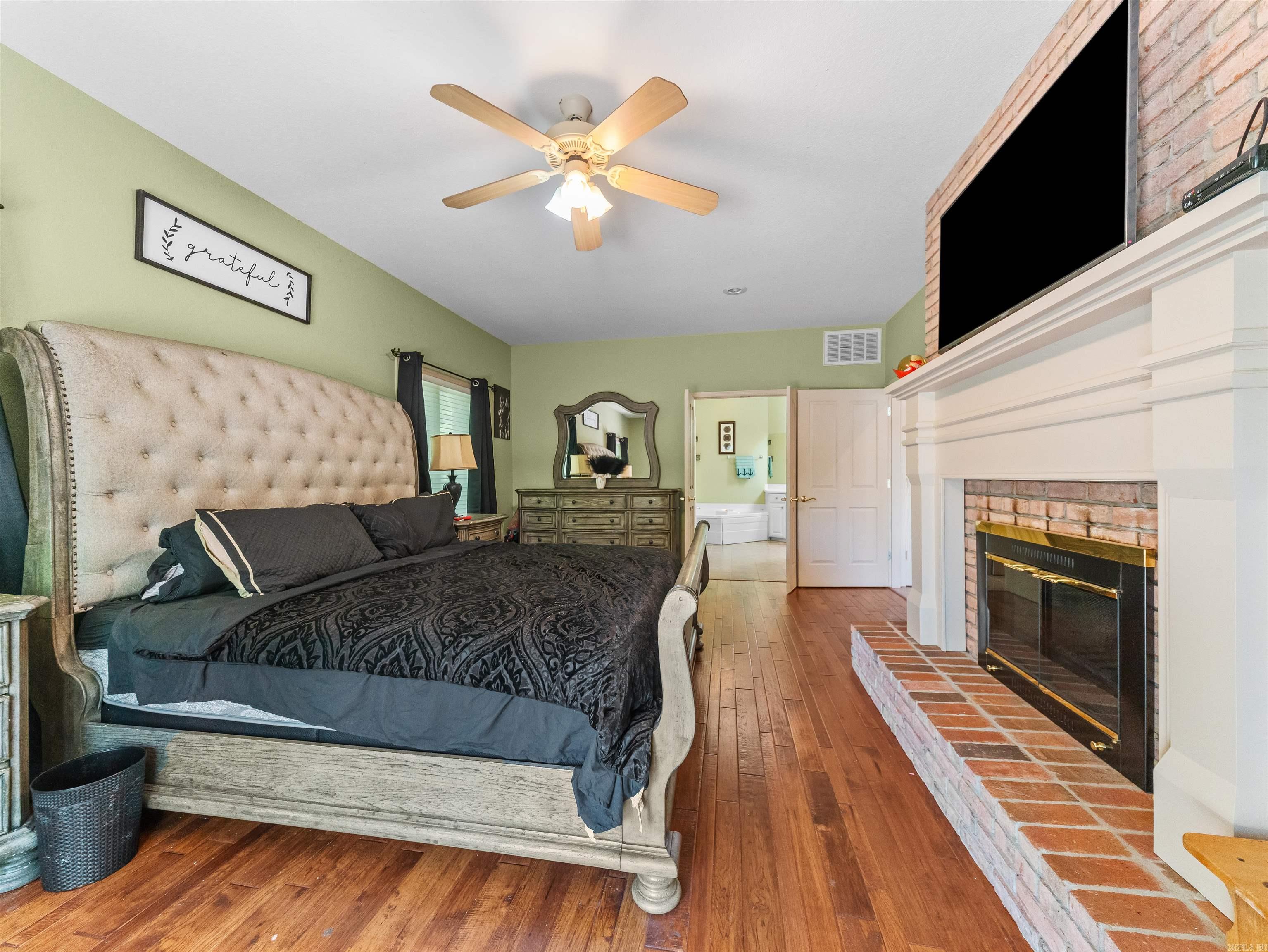 15 Lago Drive  Hot Springs Village, AR