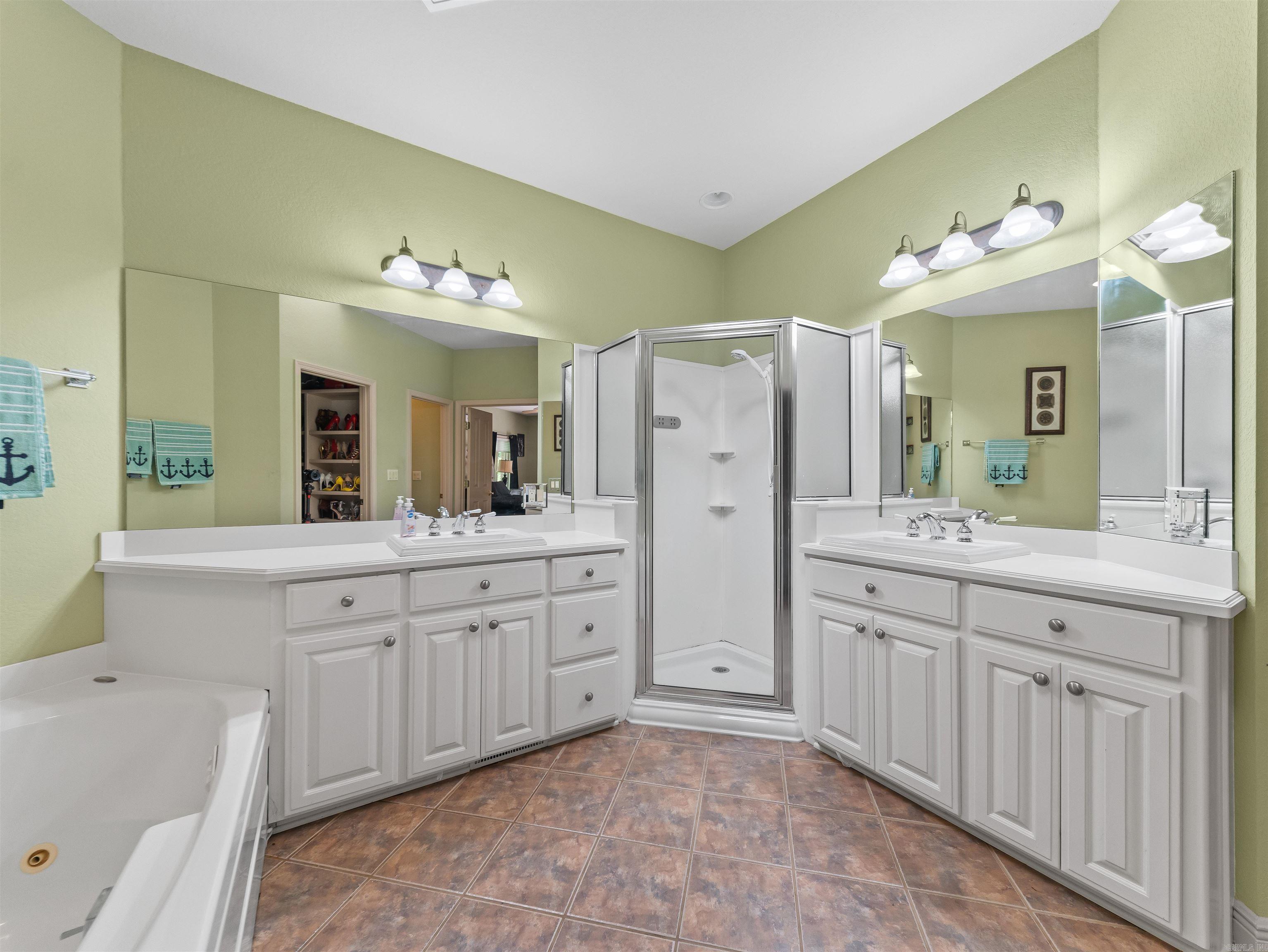 15 Lago Drive  Hot Springs Village, AR
