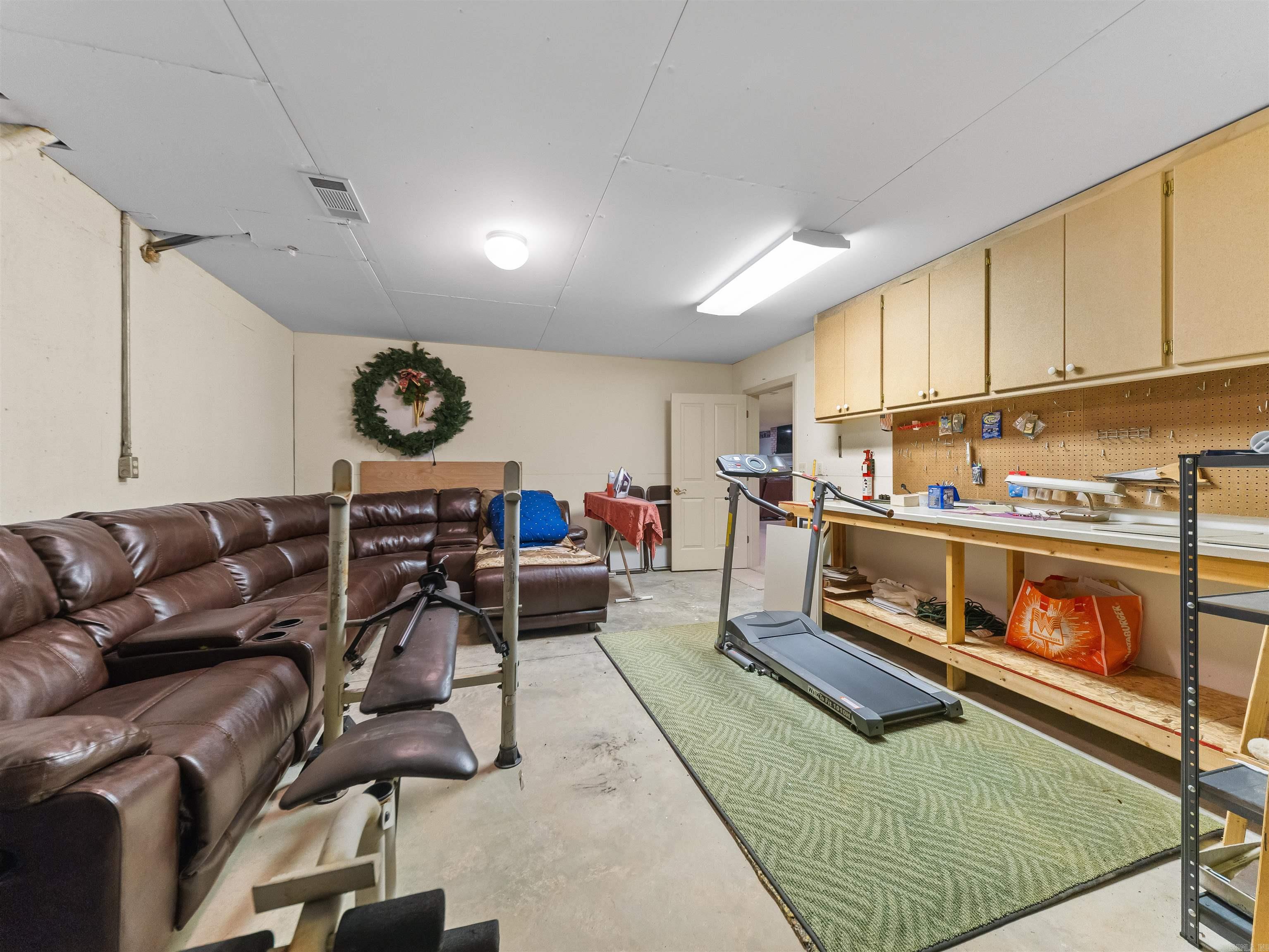 15 Lago Drive  Hot Springs Village, AR