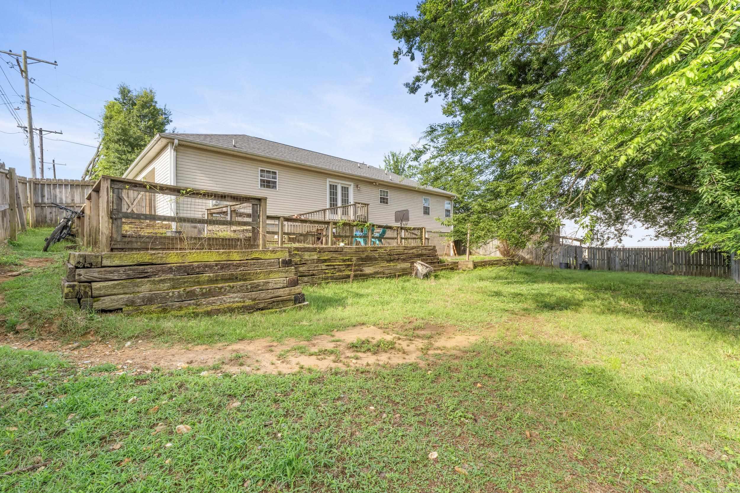 404 Clinton St  Arkadelphia, AR