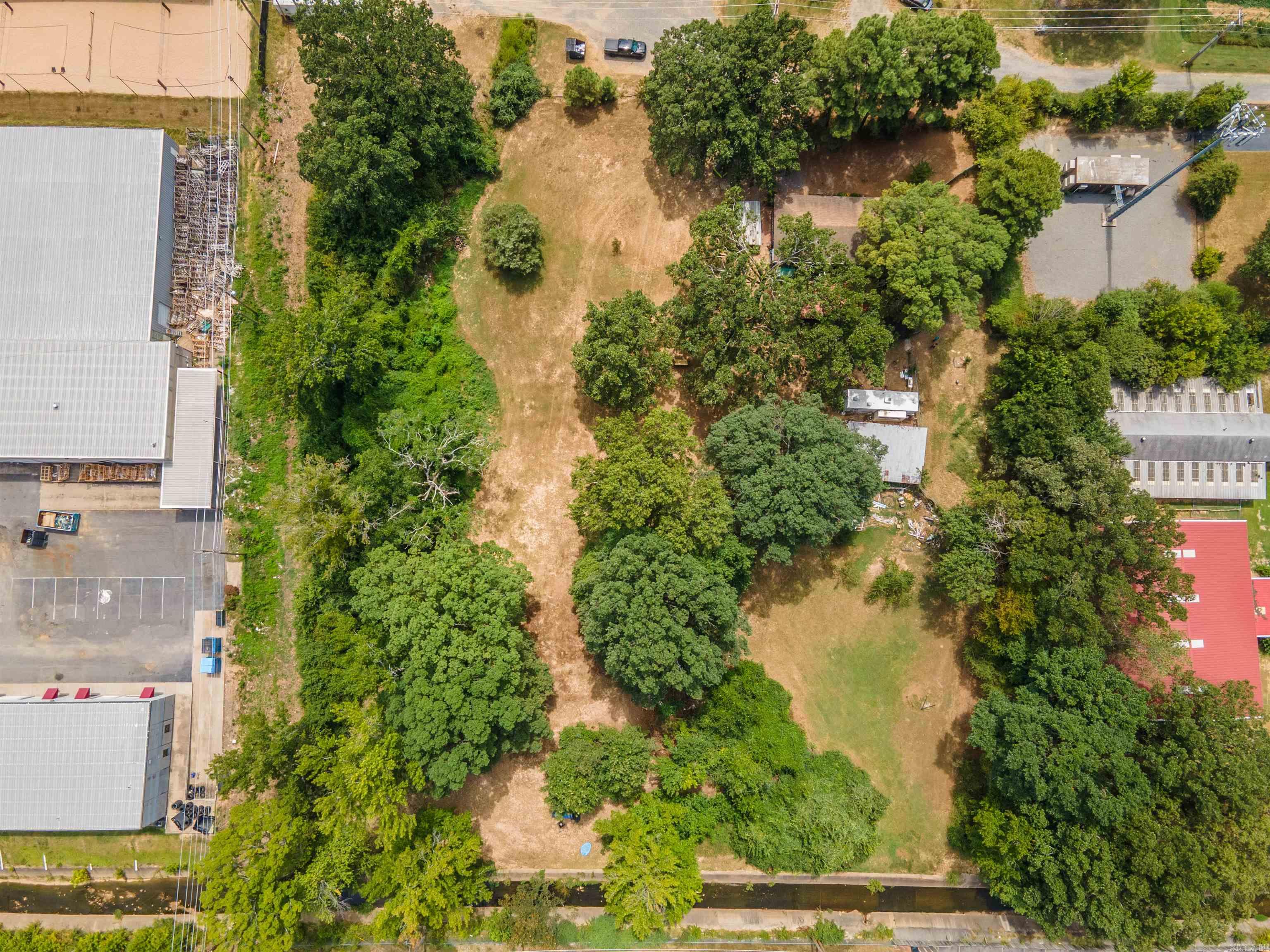 250 Smokey  North Little Rock, AR