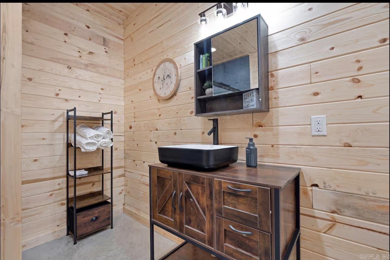 895 Pinterest Road  Hardy, AR