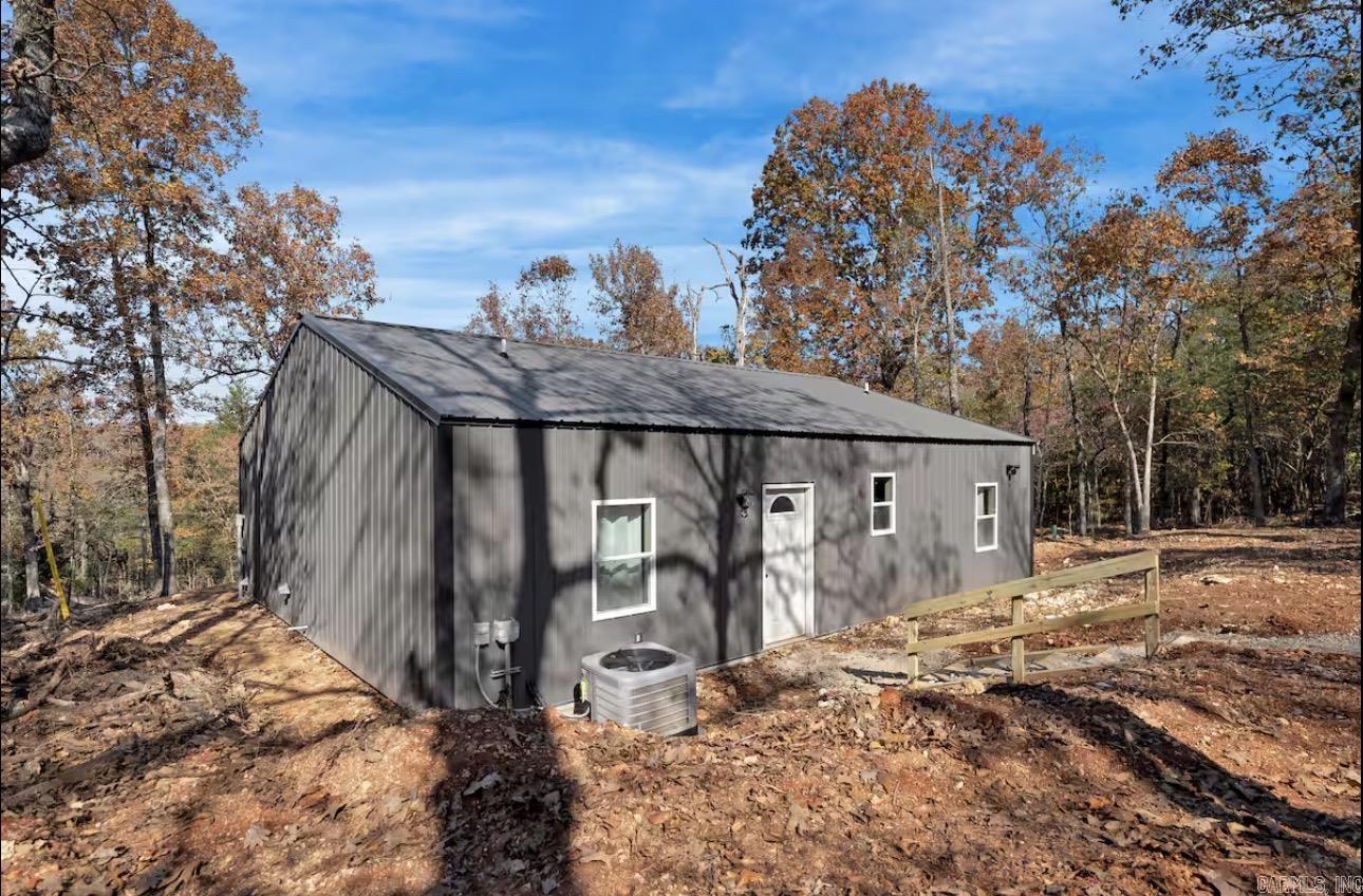 895 Pinterest Road  Hardy, AR