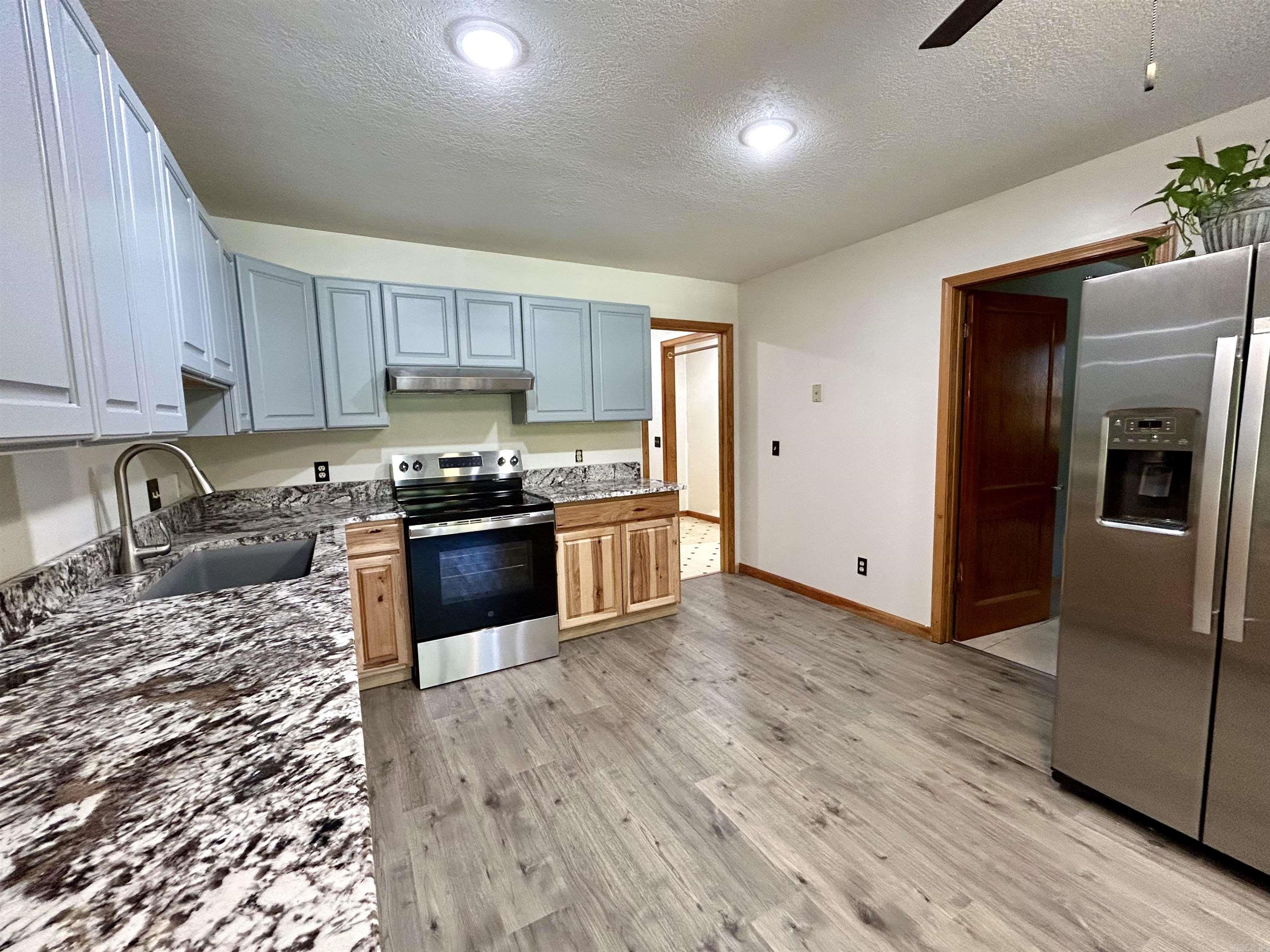163 Love Rd  Mountain View, AR