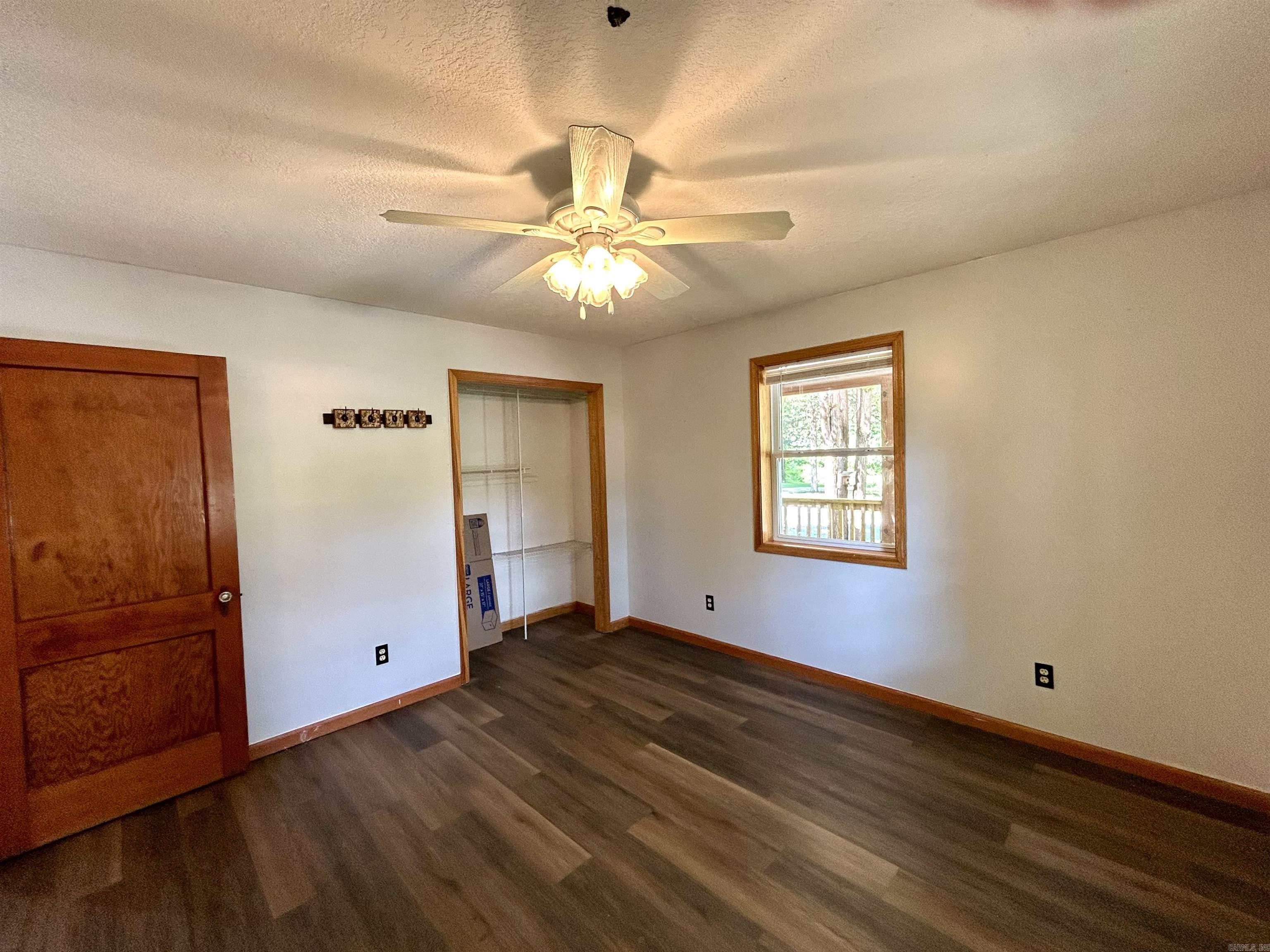 163 Love Rd  Mountain View, AR