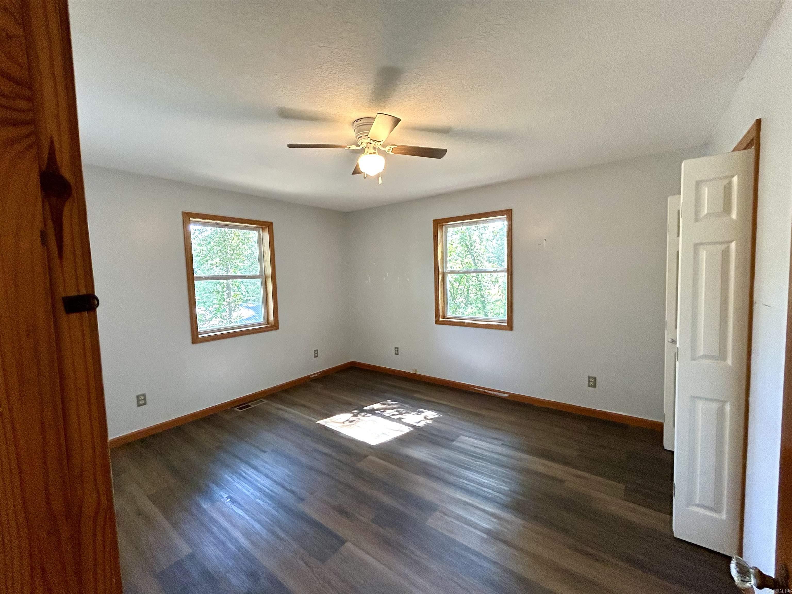 163 Love Rd  Mountain View, AR