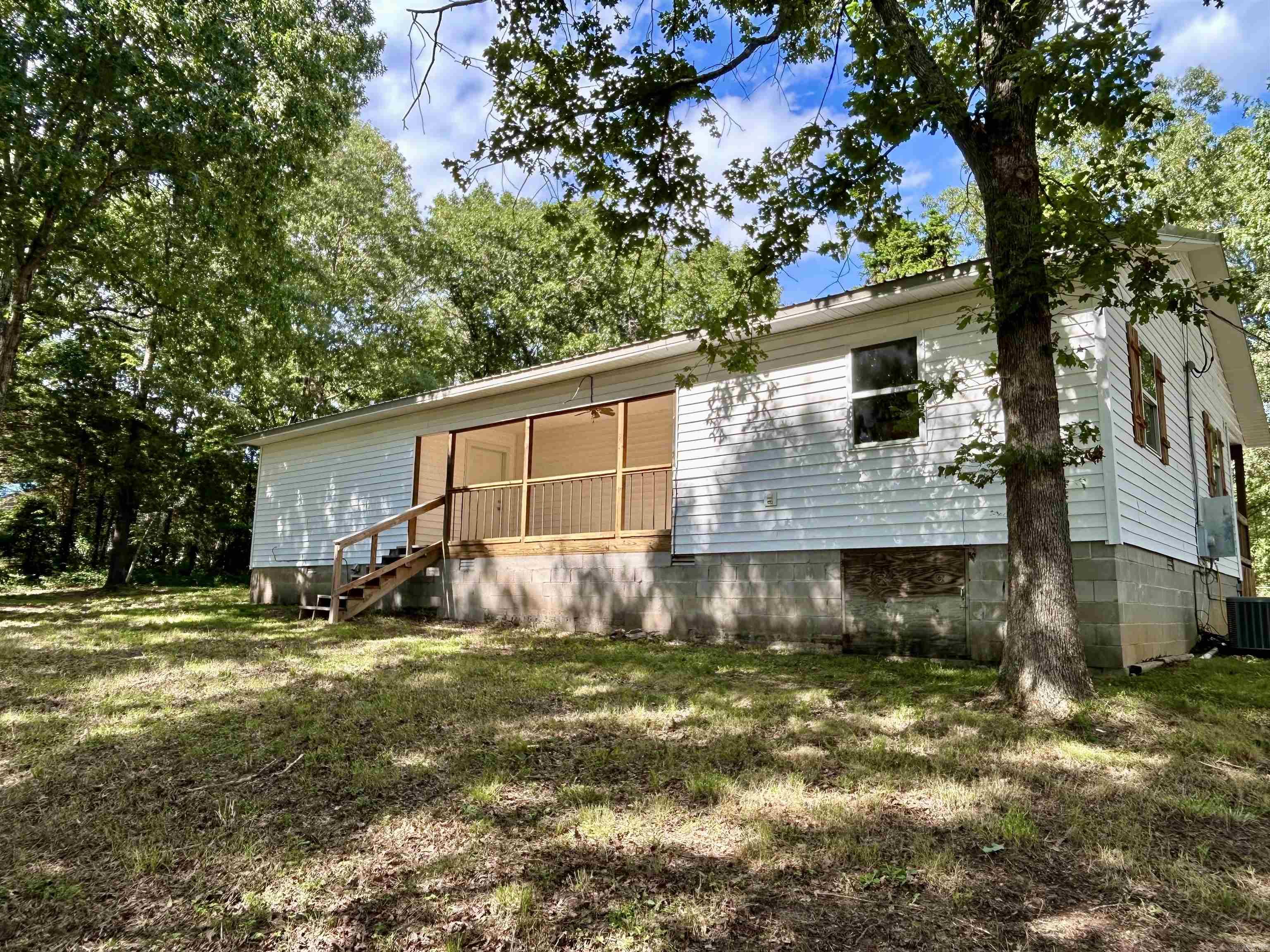 163 Love Rd  Mountain View, AR