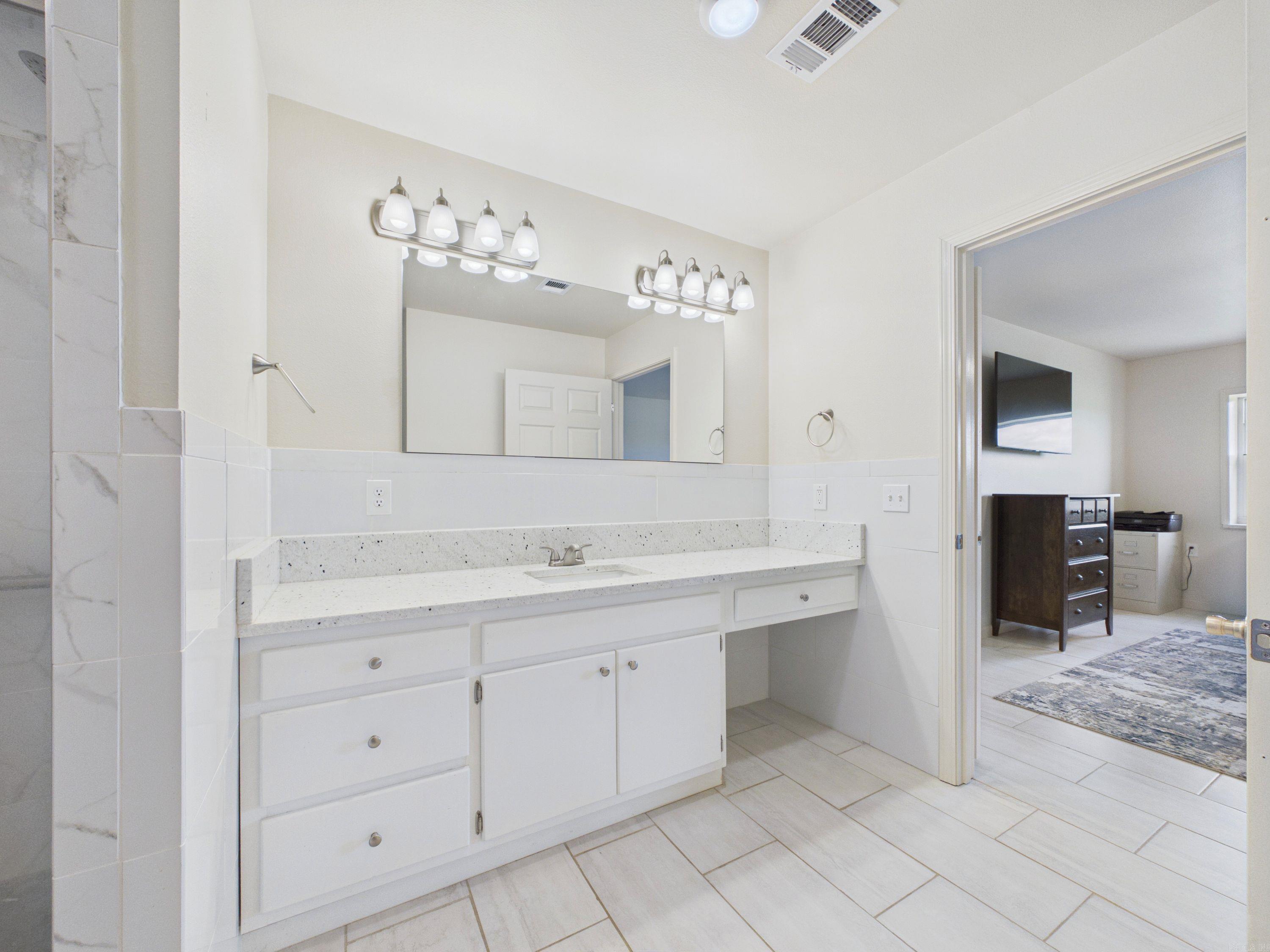 1759 Jackson 304  Bradford, AR